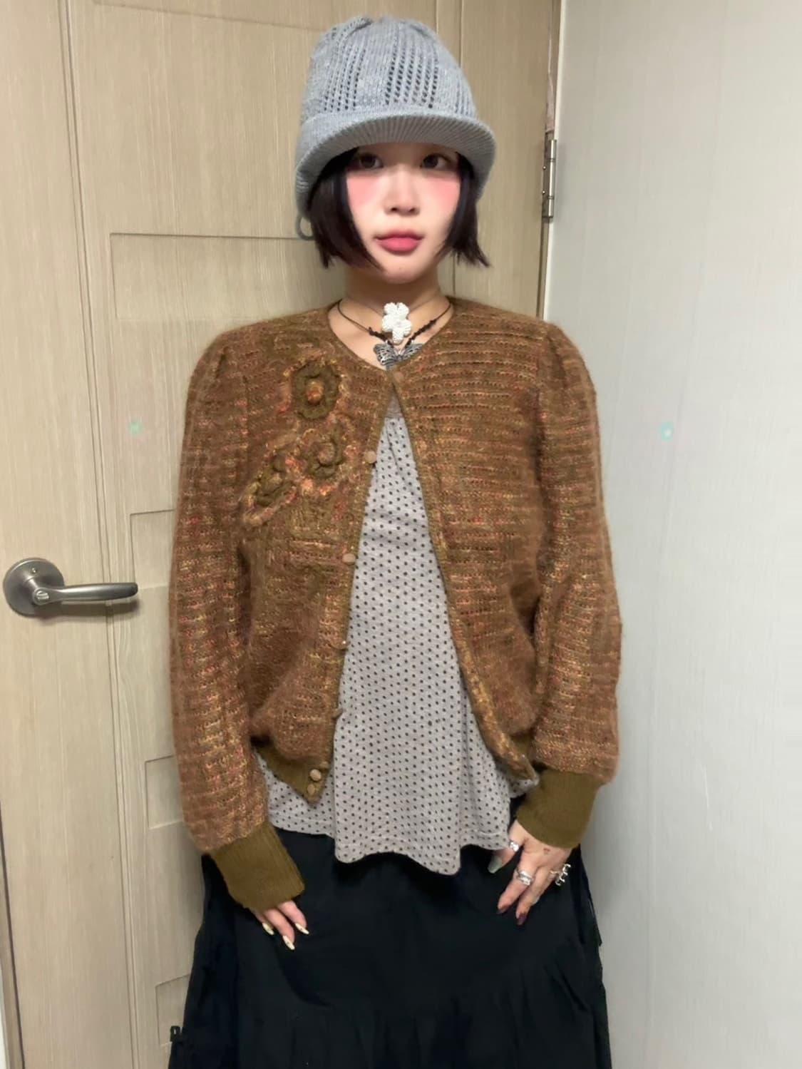 할무니깔 브라운 플라워 가디건 상품이미지1