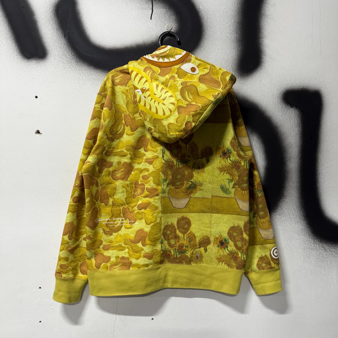 베이프 x 반고흐 해바라기 샤크 풀 집업 후디 상품이미지3