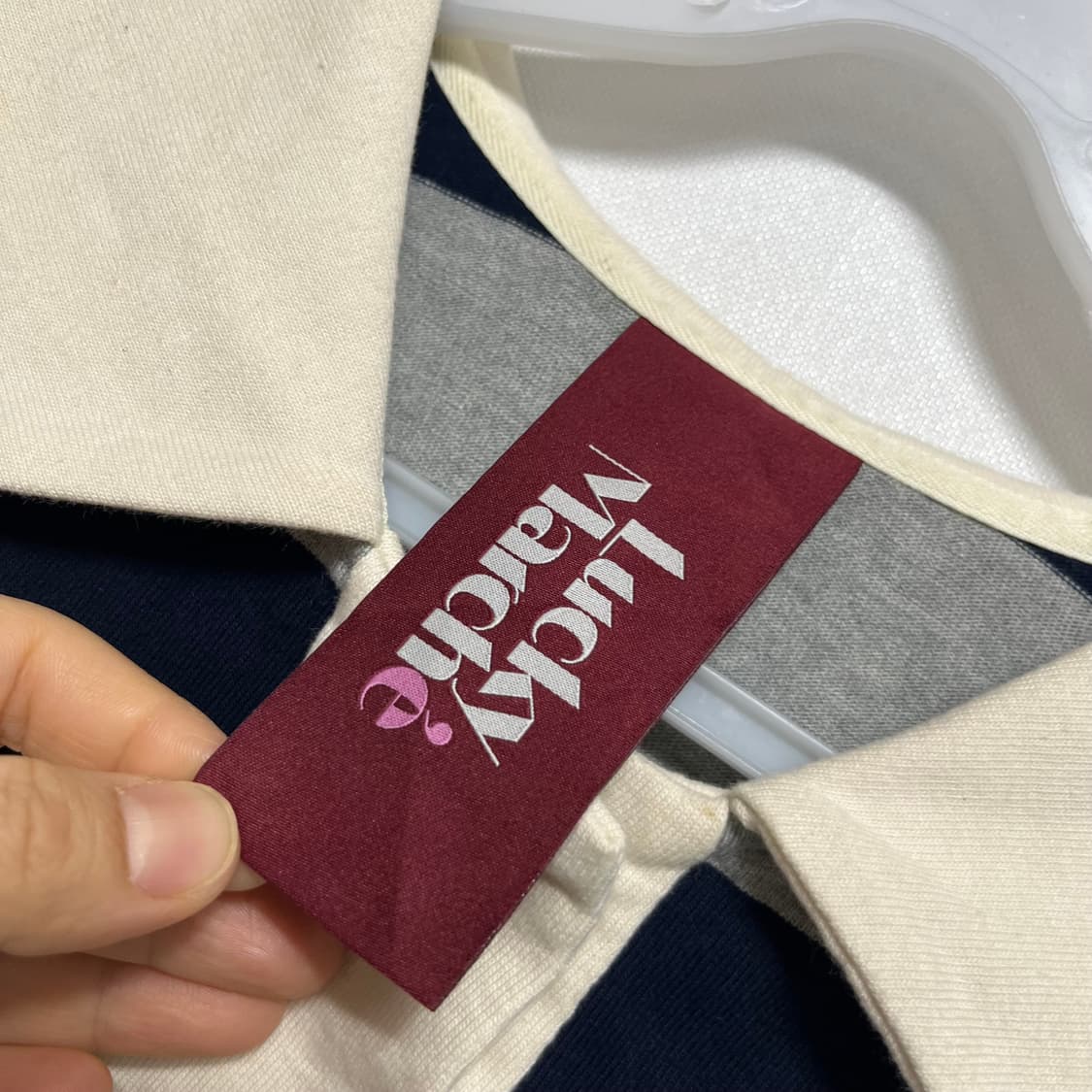 럭키마르쉐 스트라이프 크롭 카라티 m 상품이미지2