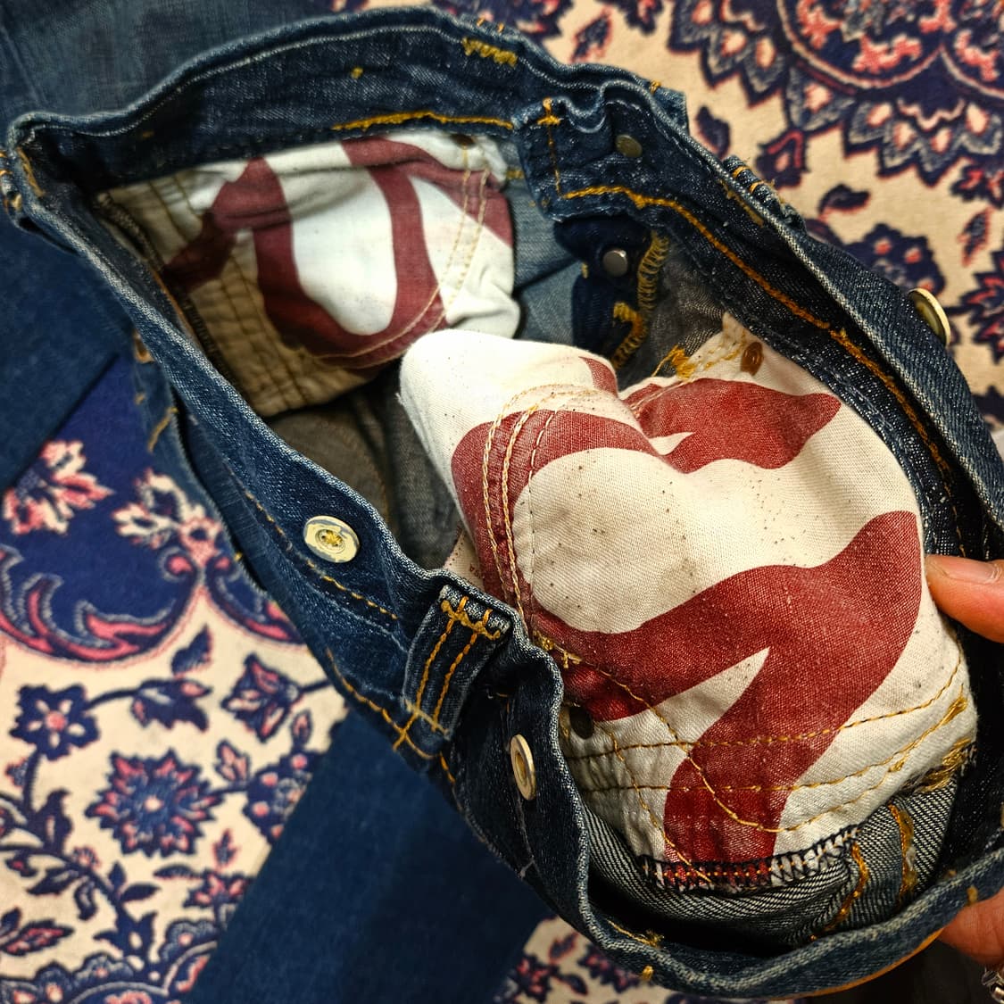 트루릴리젼 AVA BIG T 로우라이즈 세미 부츠컷 상품이미지8