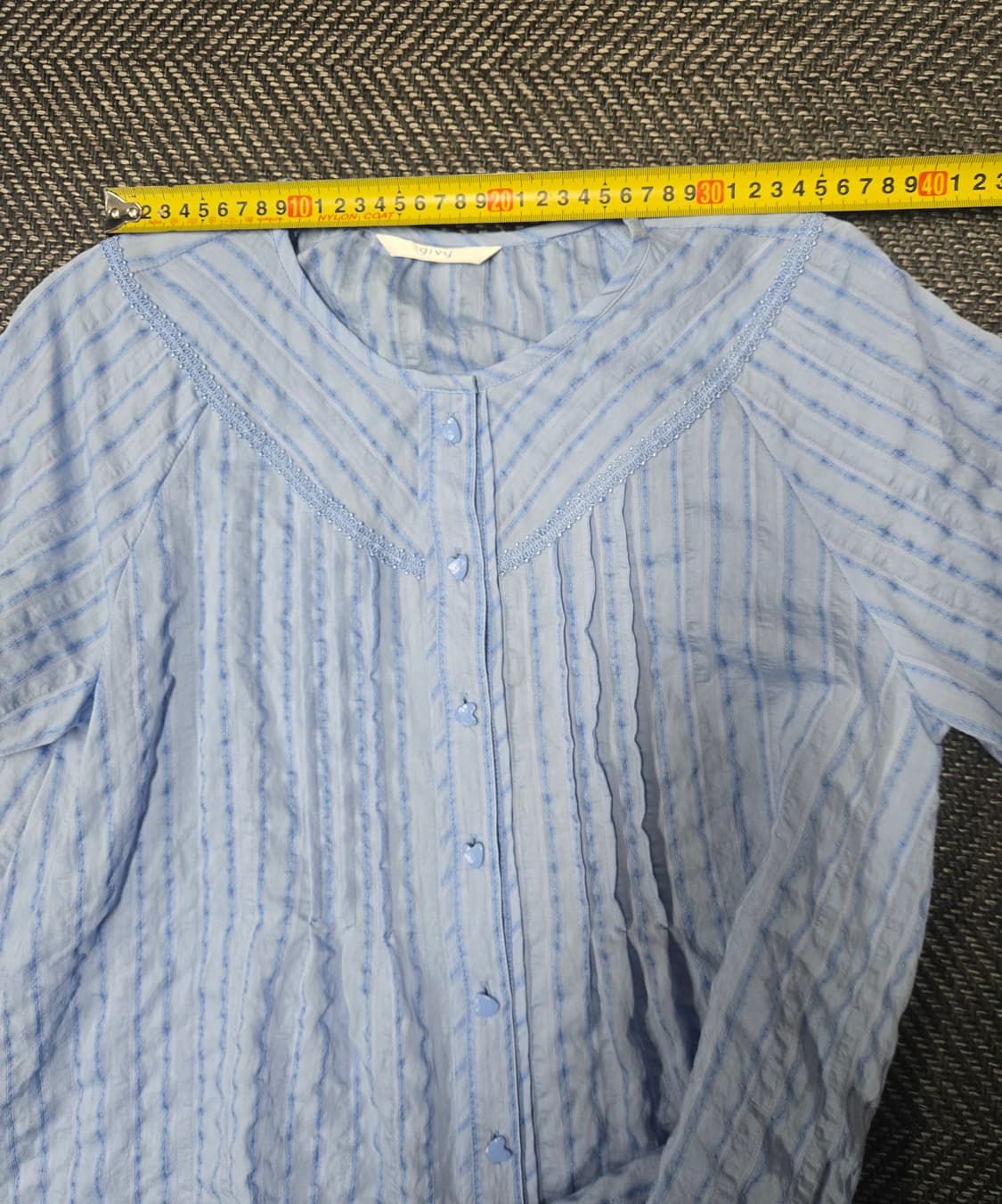 기비 24ss 블루 스트라이프 블라우스 상품이미지6