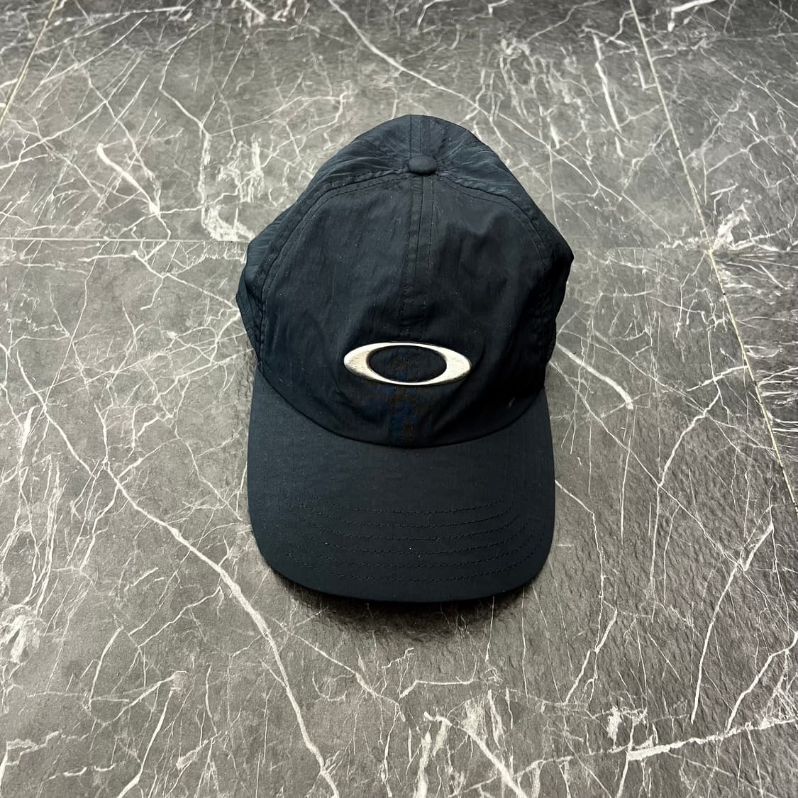 오클리 아이콘 로고 나일론 볼캡 상품이미지1