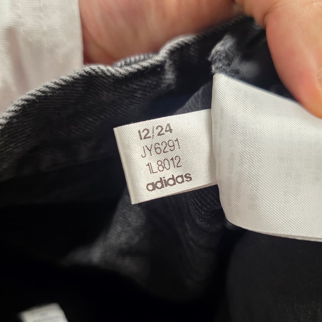 (중고) 아디다스 아딜레늄 시즌 3 루즈 핏 데님 팬츠 블랙 38사이즈 상품이미지9