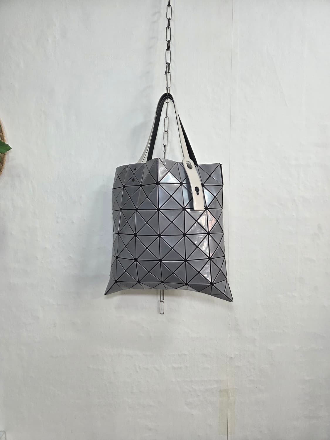 바오바오 루센트 은색 토트겸숄더백 상품이미지7