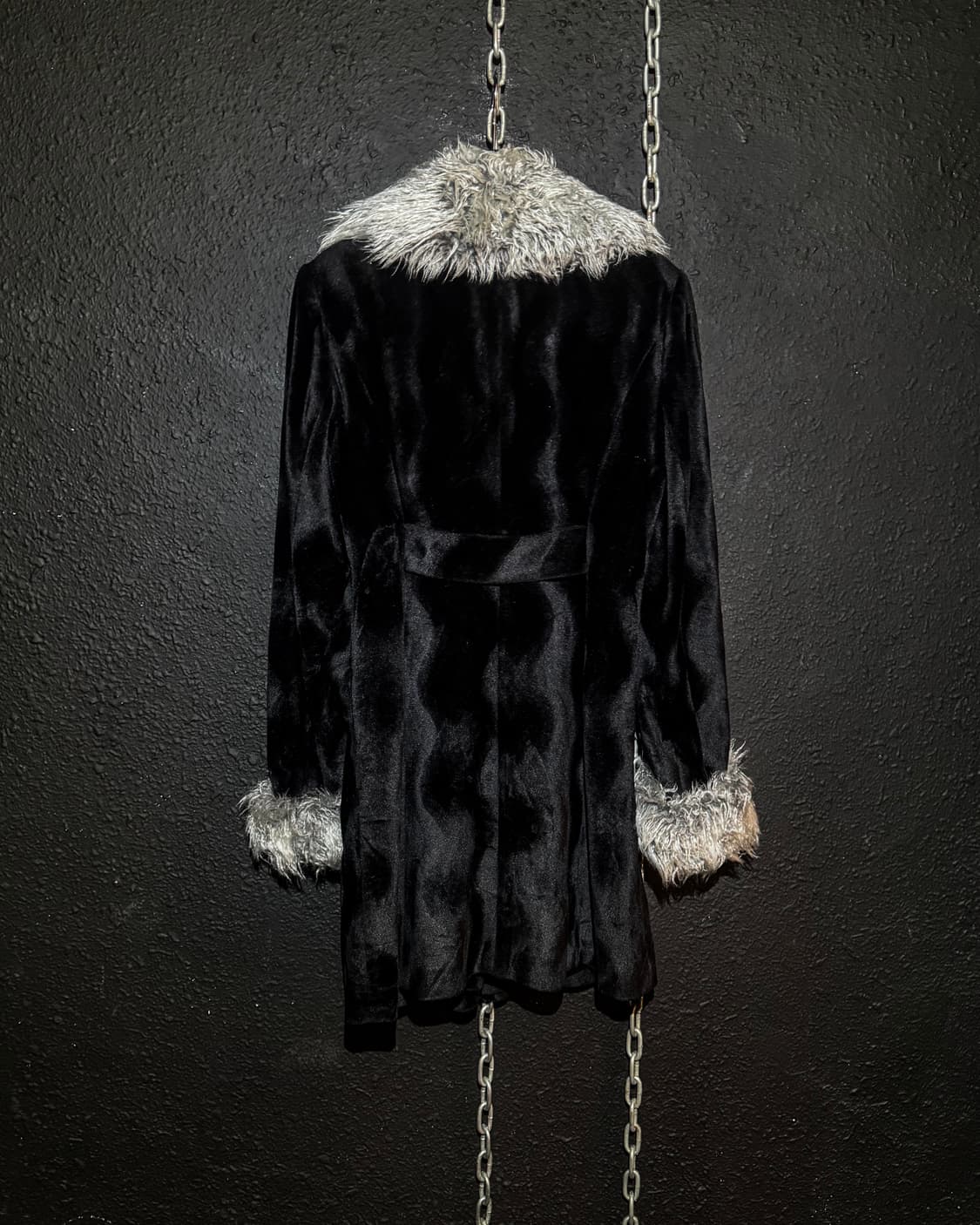 L.R – Black Velour Fur Collar Coat 상품이미지6