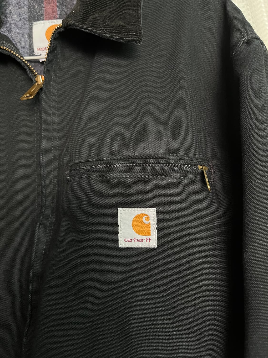 칼하트 디트로이트 자켓 USA 블랙 j001 상품이미지4