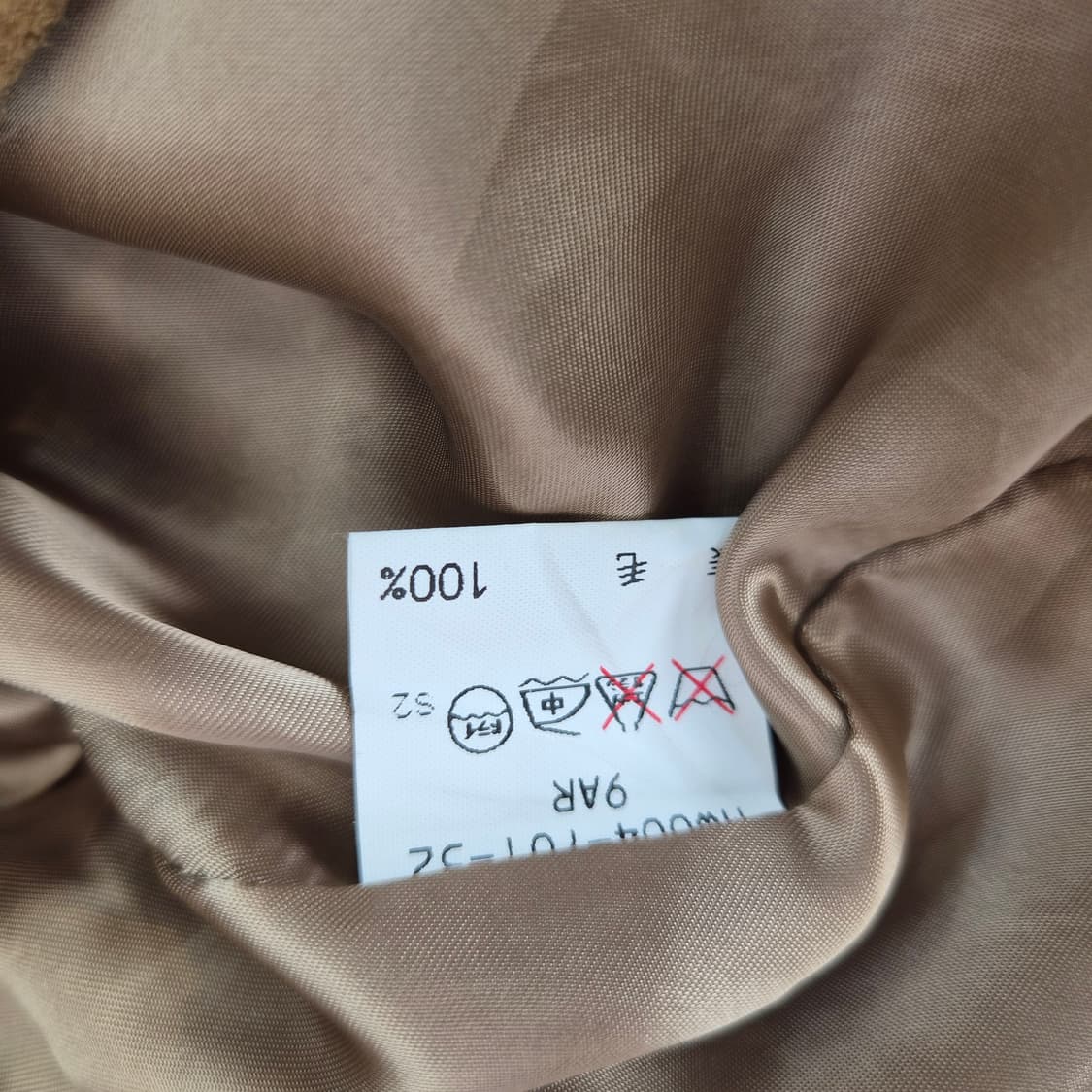 SANYO Carat 울100% 카멜 더블 노카라 코트 상품이미지8