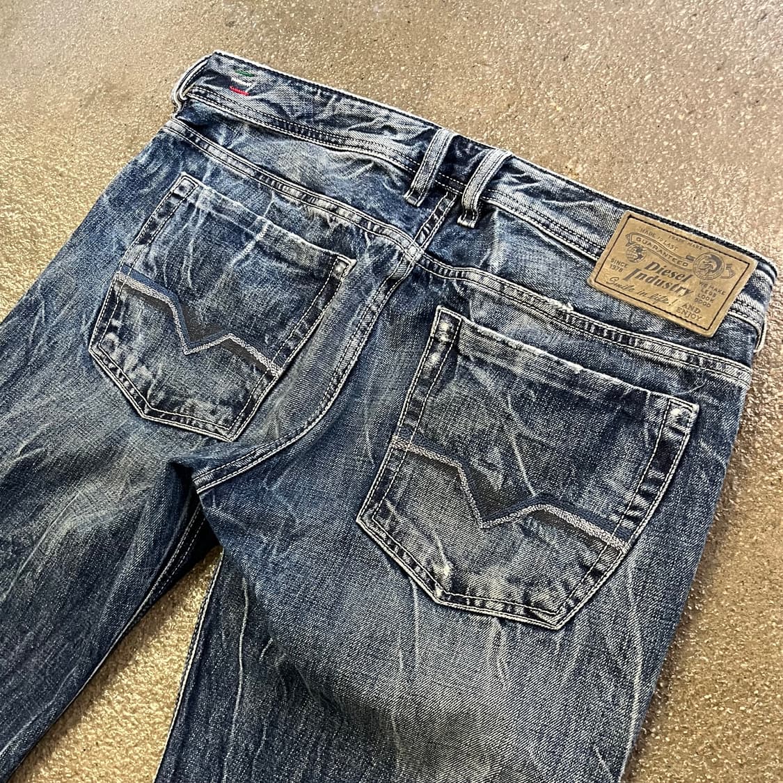 00s 디젤 자티니 데님 부츠컷 (34“) 상품이미지5