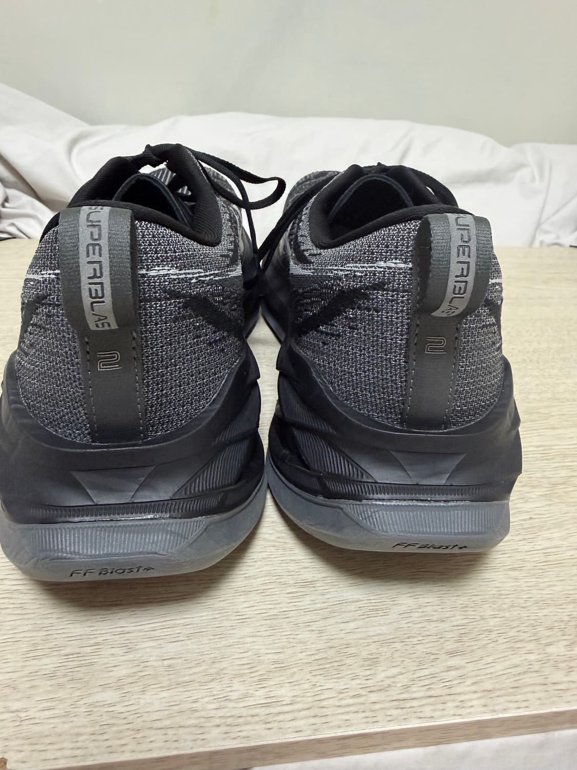 아식스 슈퍼블라스트2 - 275 size 상품이미지4