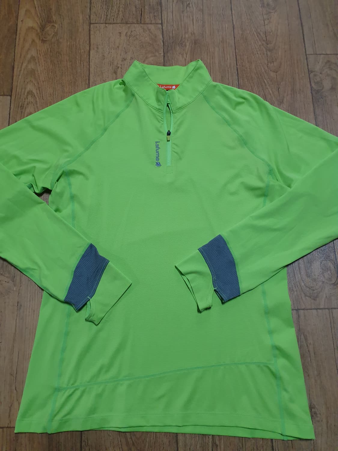 1083 라푸마 아웃도어 반집업 90 사이즈입니다 상품이미지2