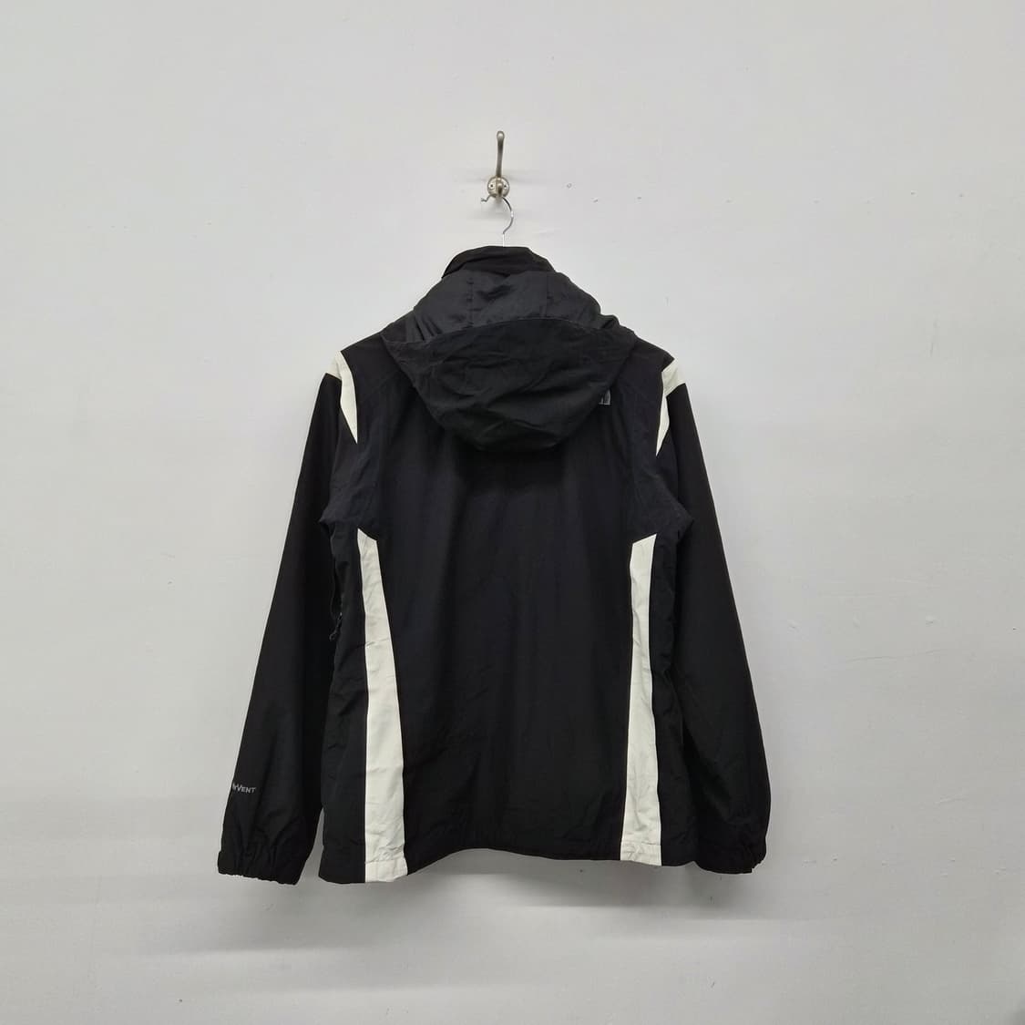 노스페이스 블랙 바람막이 후드 자켓 남성 M 상품이미지8