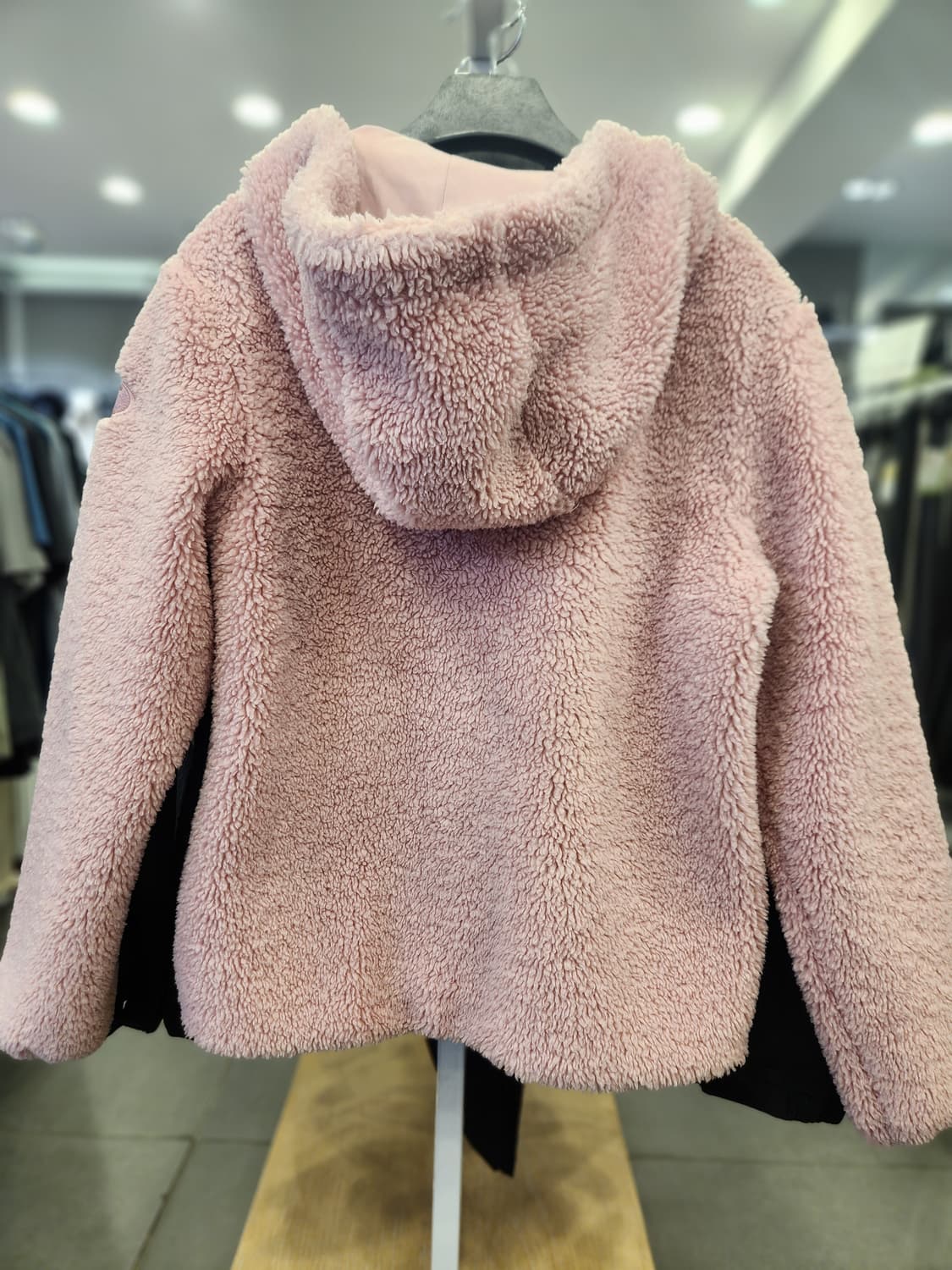 아이더 고어텍스 보아 플리스 후드 집업 핑크 여성용 상태좋음 상품이미지3