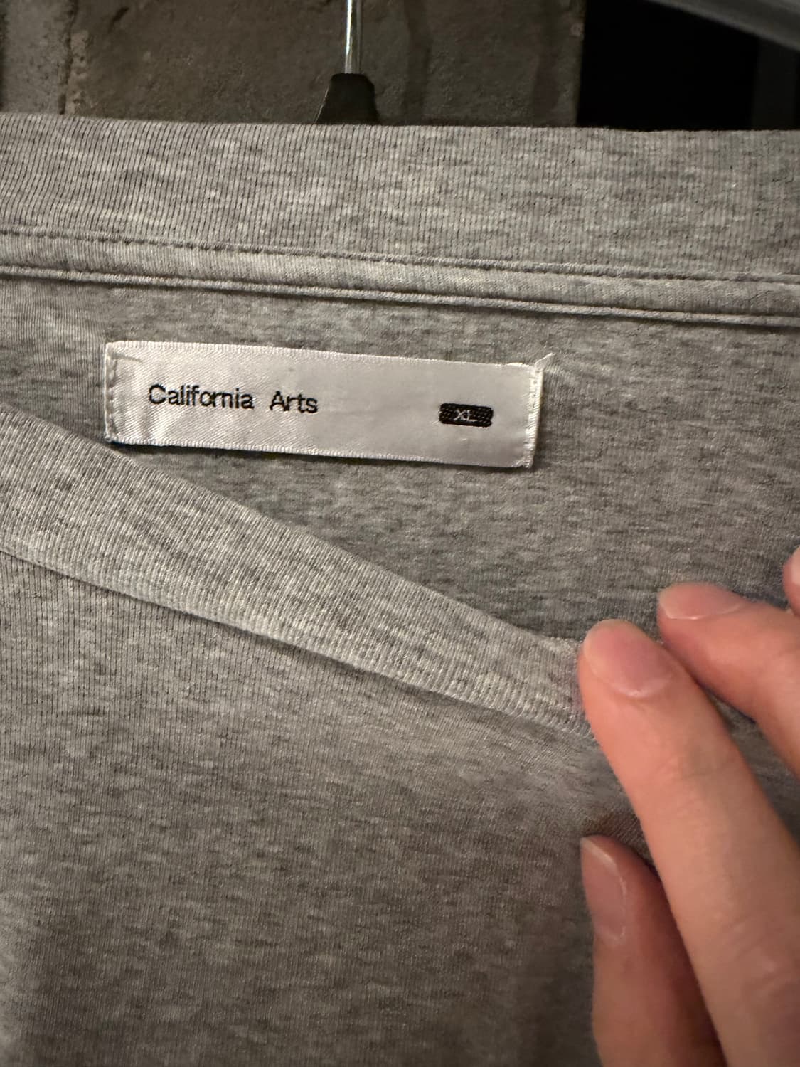 캘리포니아 아트 롱슬리브 그레이 상품이미지2