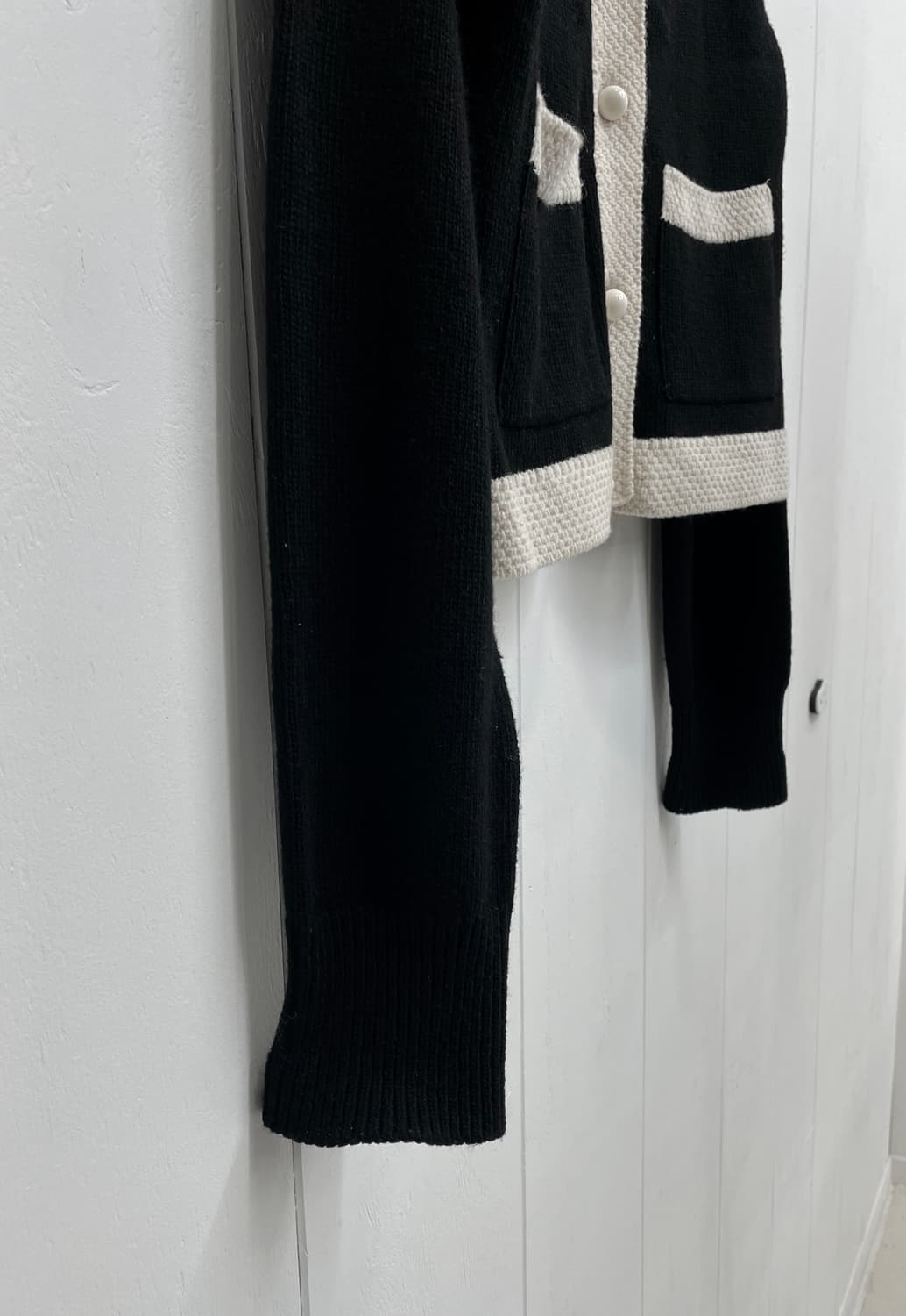 엔오르(EN OR) 배색 세일러 칼라 울 캐시미어 가디건 상품이미지5