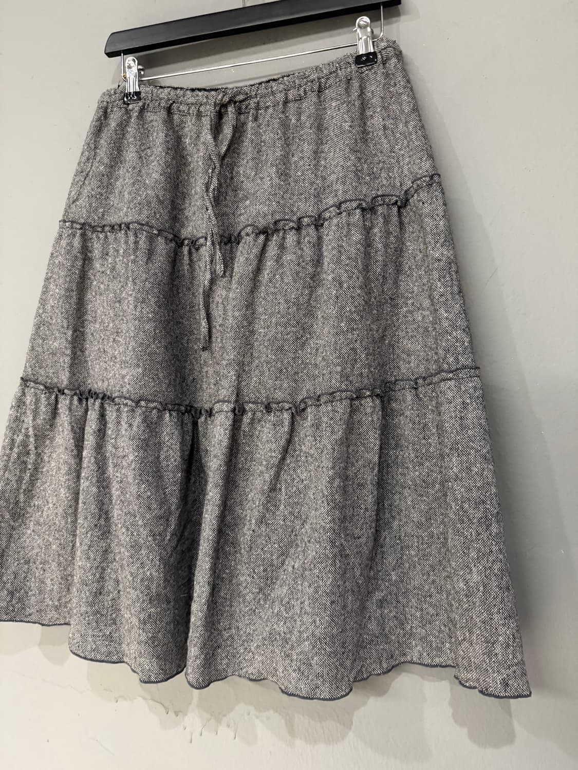bokasi frill detail midi skirt 상품이미지7