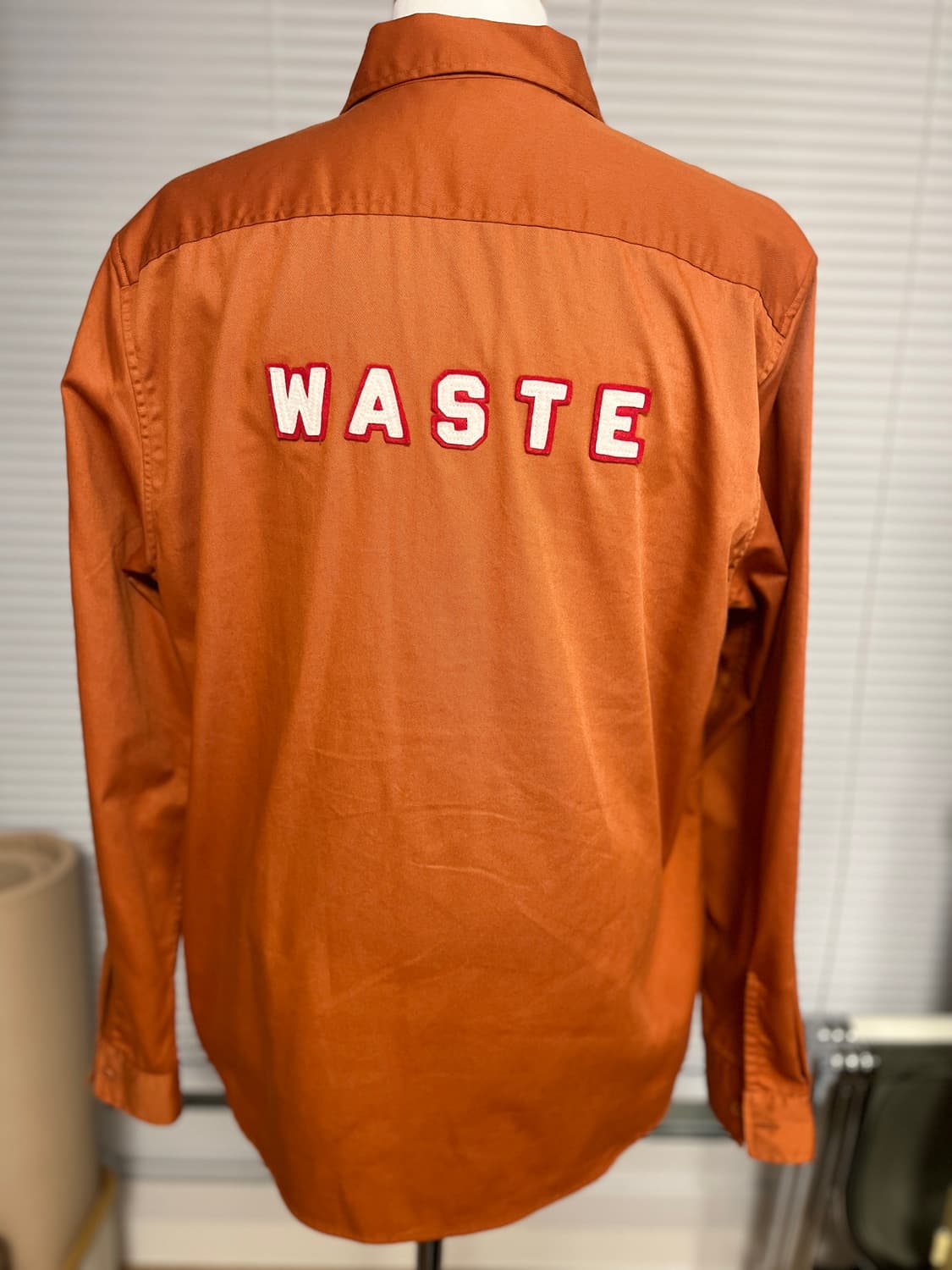 슈프림 SUPREME 오렌지 WASTE 자수 워크셔츠 L 상품이미지1