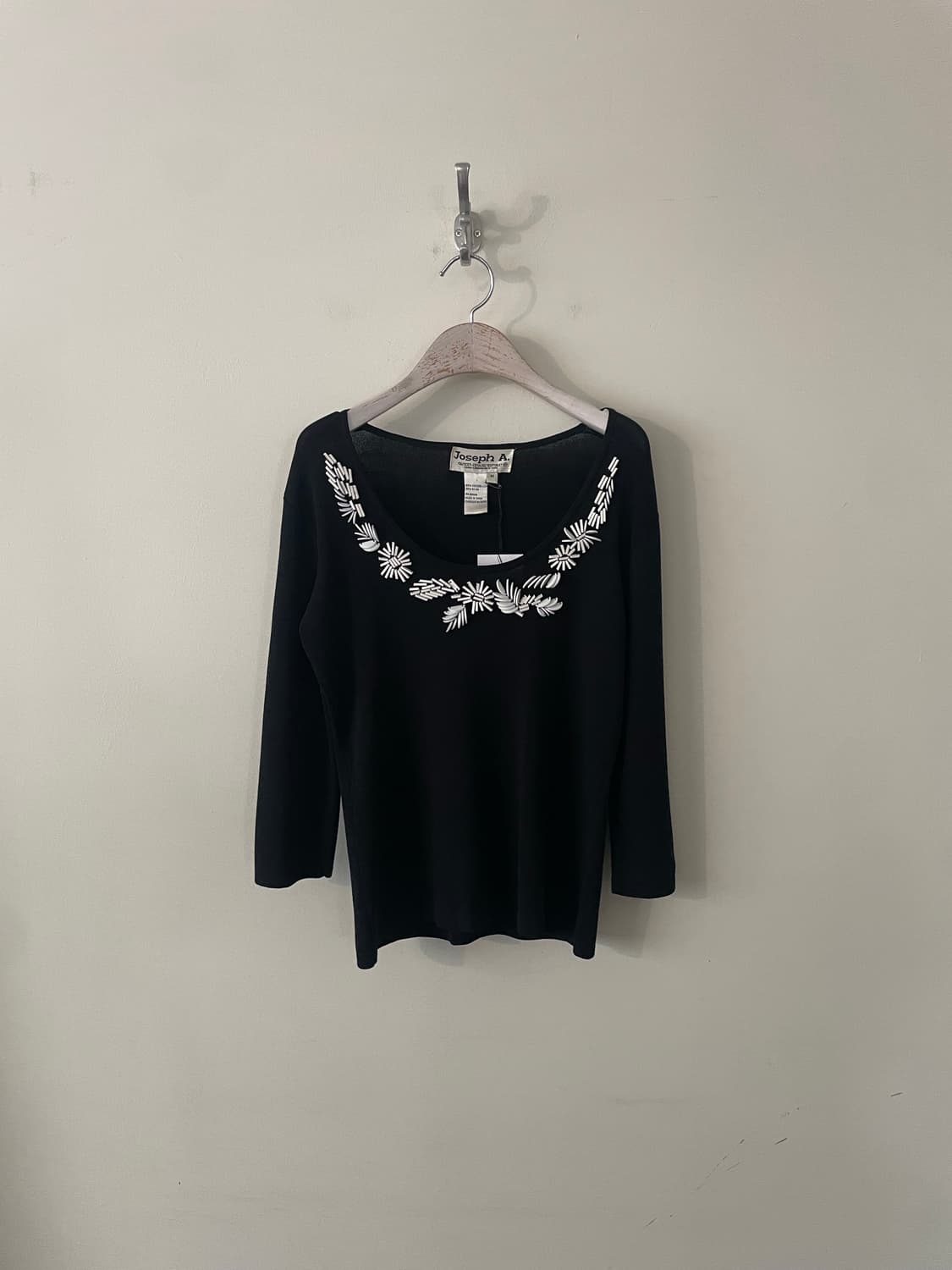 Joseph A. deep u neck viscose top 상품이미지3