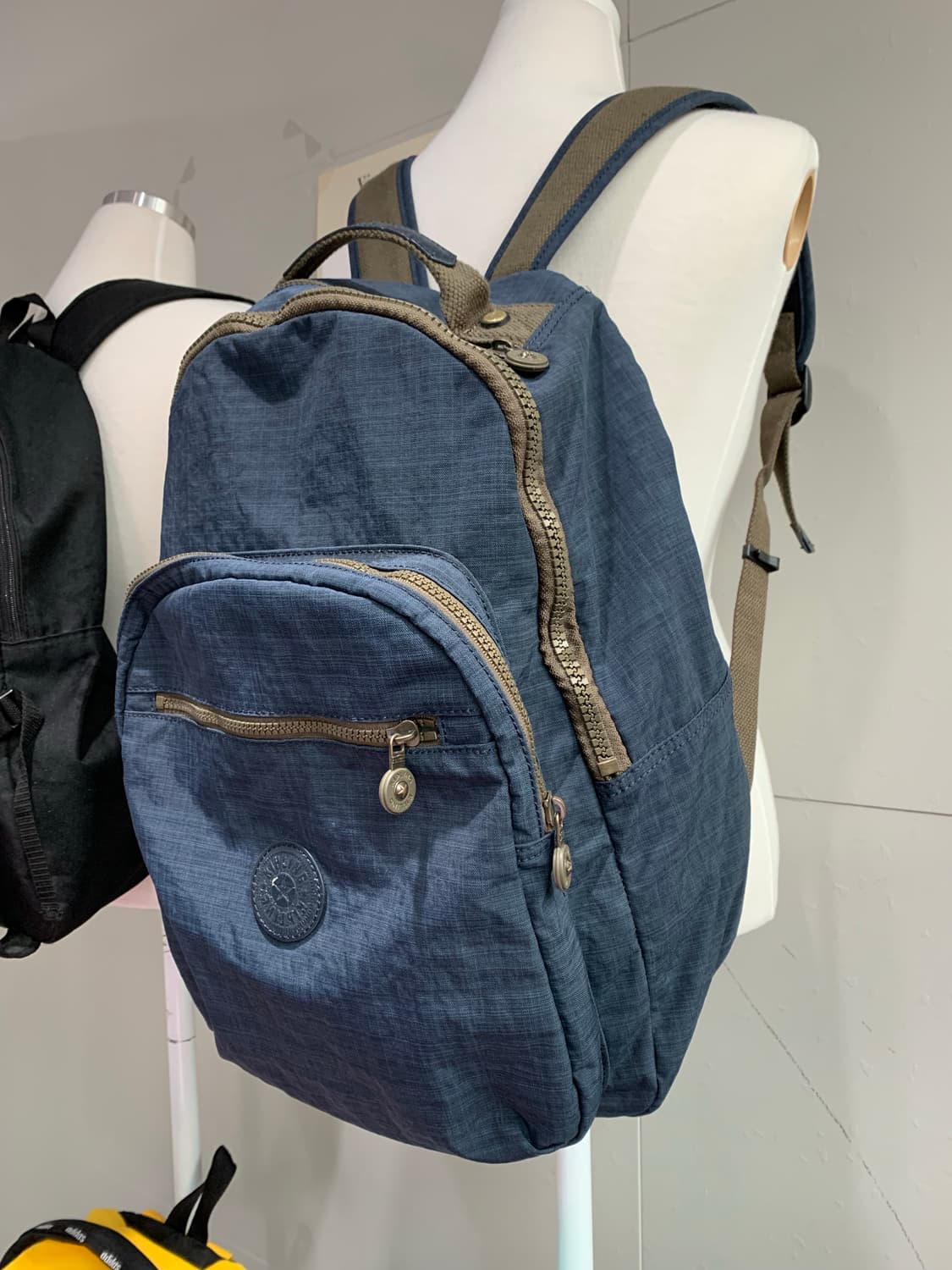 키플링 백팩 상품이미지2