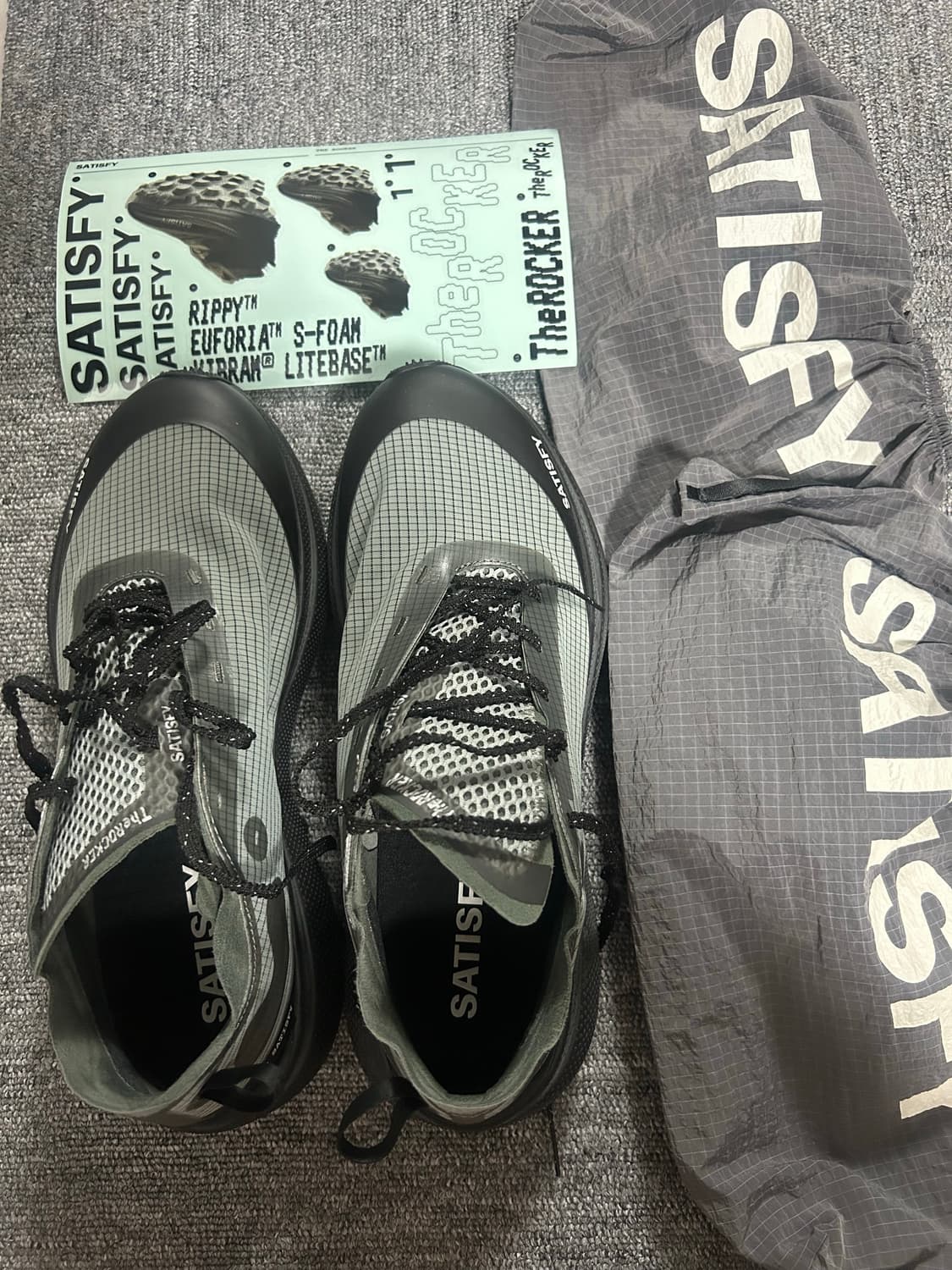 새티스파이 더라커 쉐도우 US9 / 270 상품이미지1