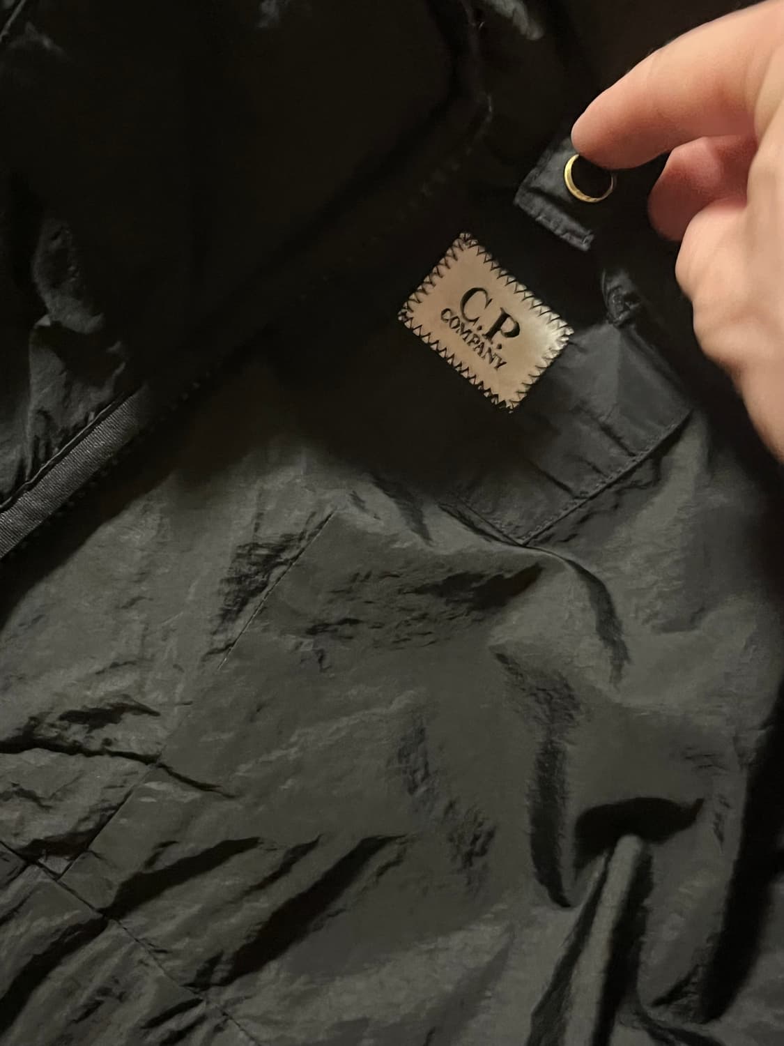 cp컴퍼니 고글 바람막이 48 사이즈  상품이미지5