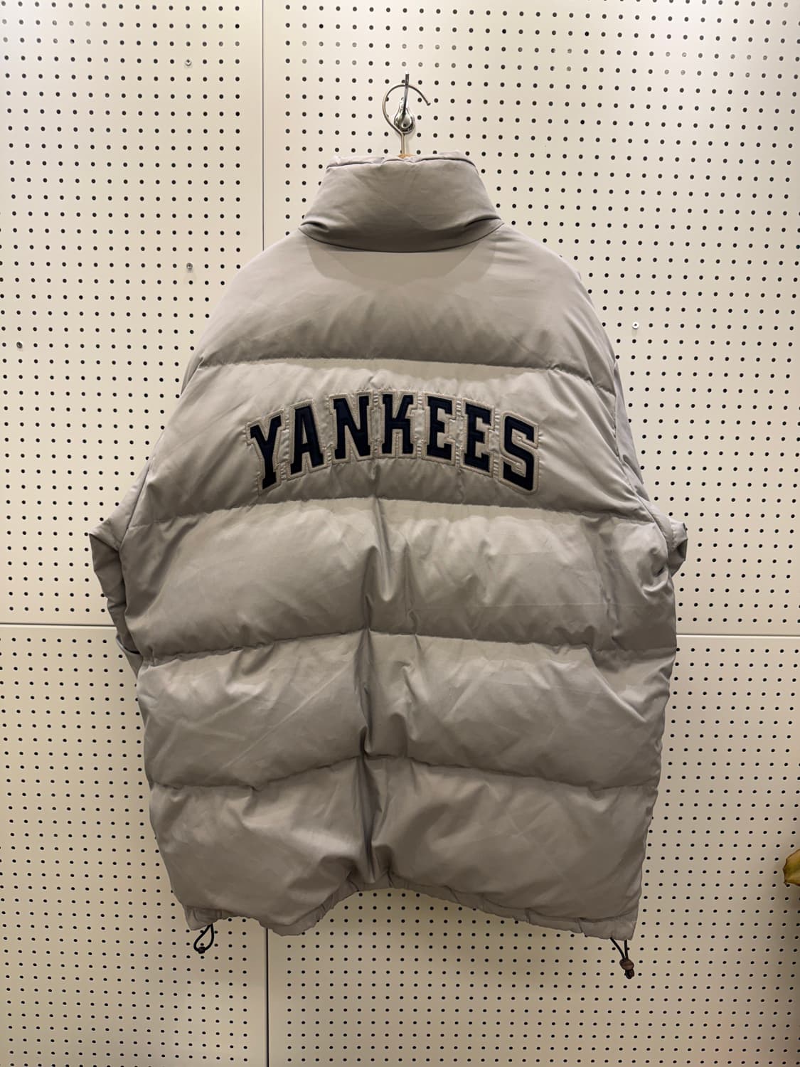 MLB 00s 뉴욕 양키즈 리버시블 덕다운 패딩 U98 상품이미지7