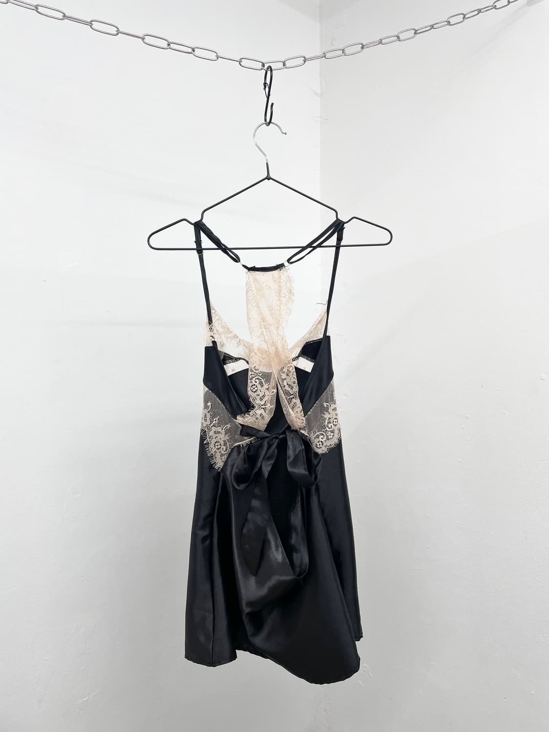 블랙 새틴 레이스 슬립 상품이미지6