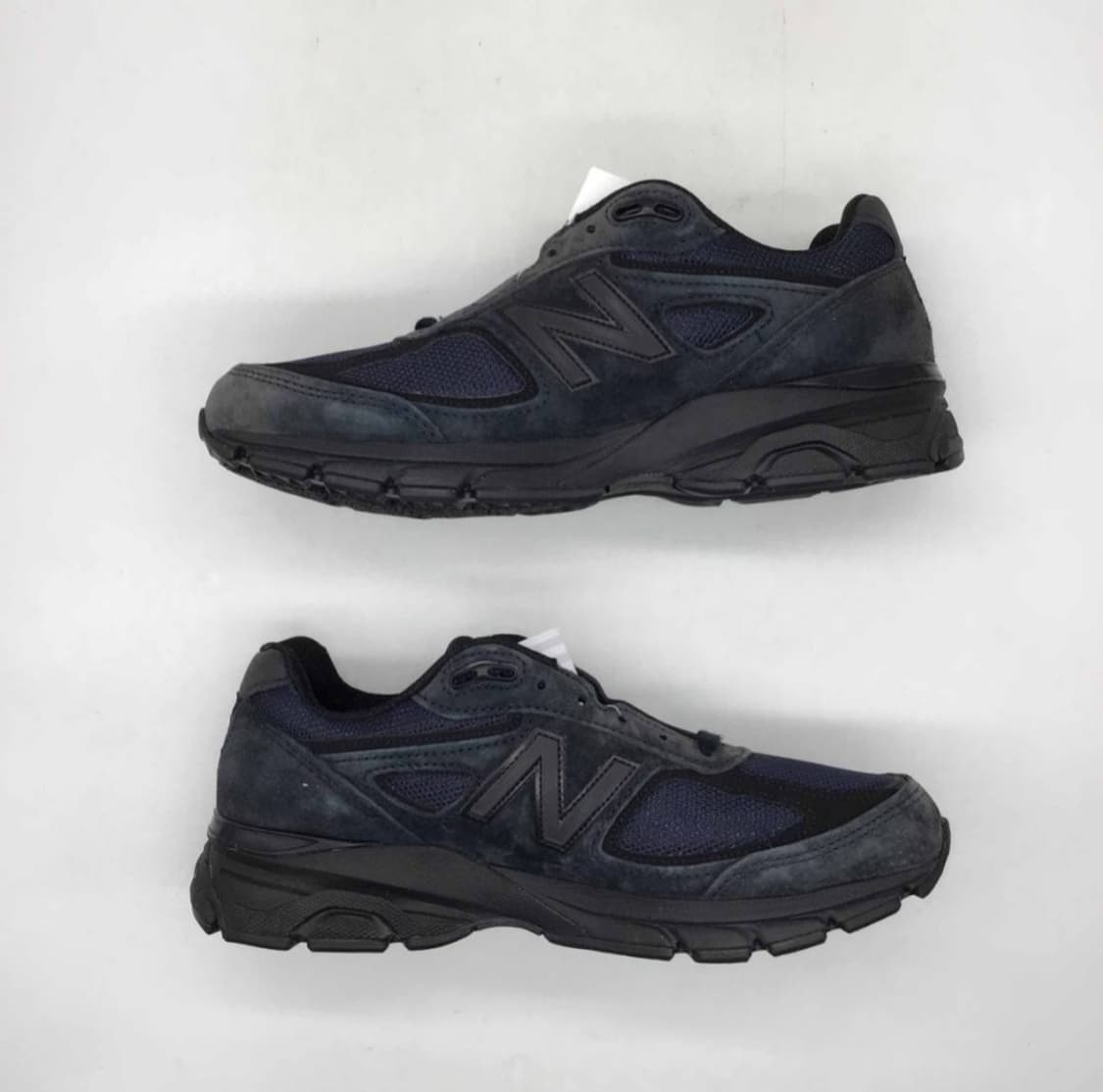 뉴발란스 990v4 자운드 네이비 블랙 260사이즈 판매 상품이미지1
