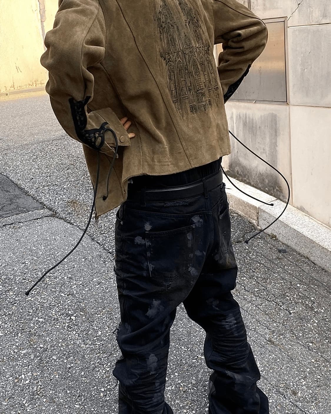 언더마이카 Mud Destroyed Wide Flare Jeans 상품이미지3