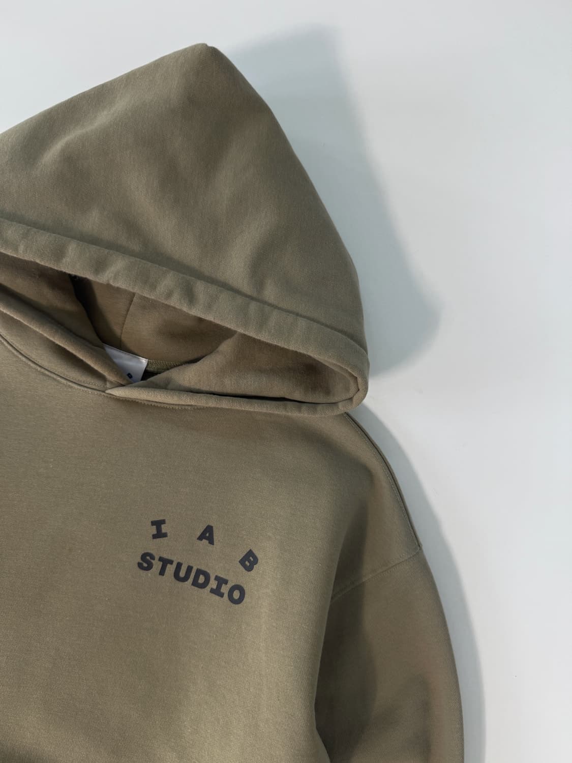 아이앱 스튜디오 루즈핏 올리브 카키 스웻 후드 상품이미지4