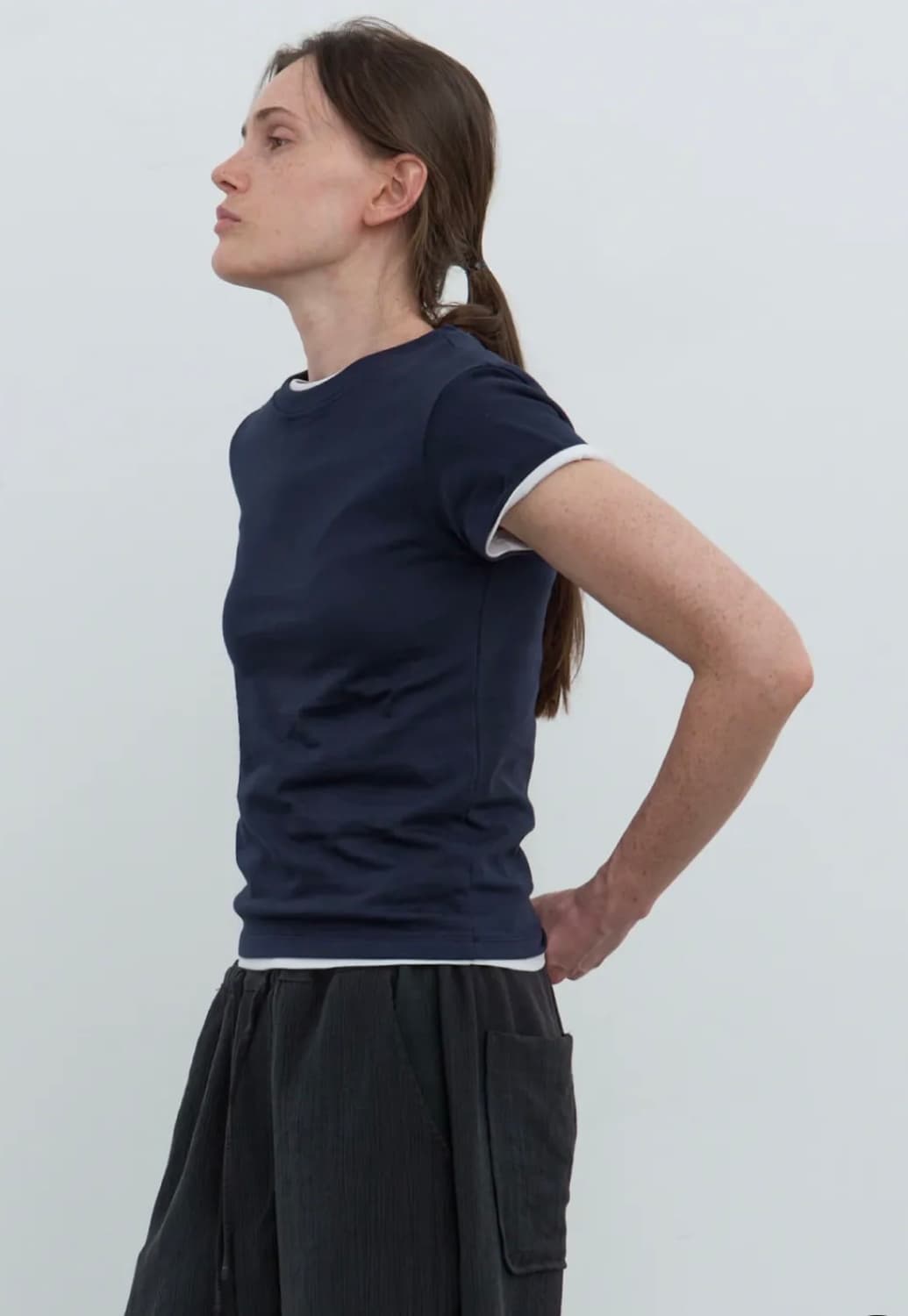 포저 캡 슬리브 라운드 티셔츠 ( 네이비 ) 상품이미지1