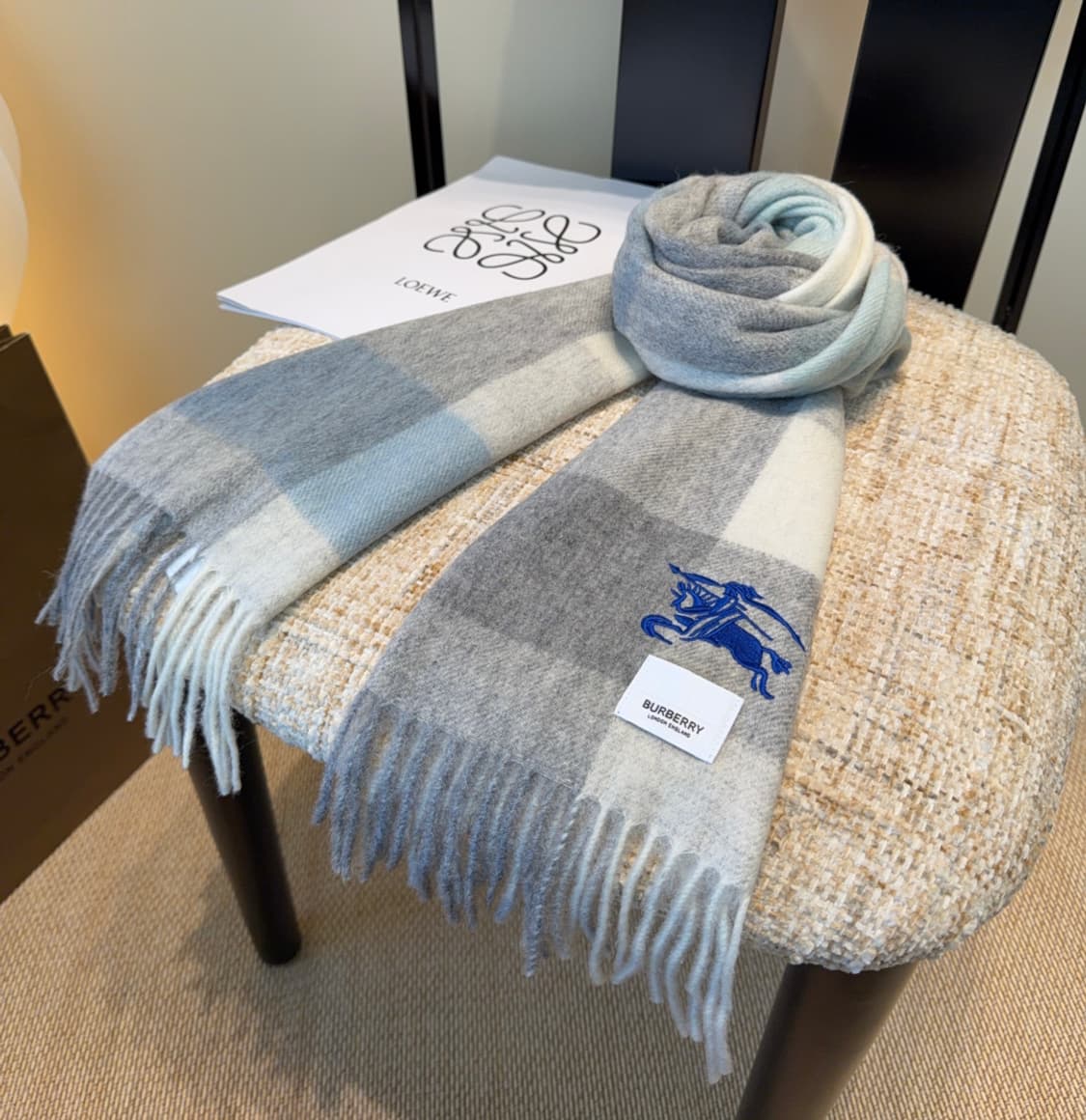 버버리 양면 머플러 램스울 100% 추동 단품
 상품이미지5