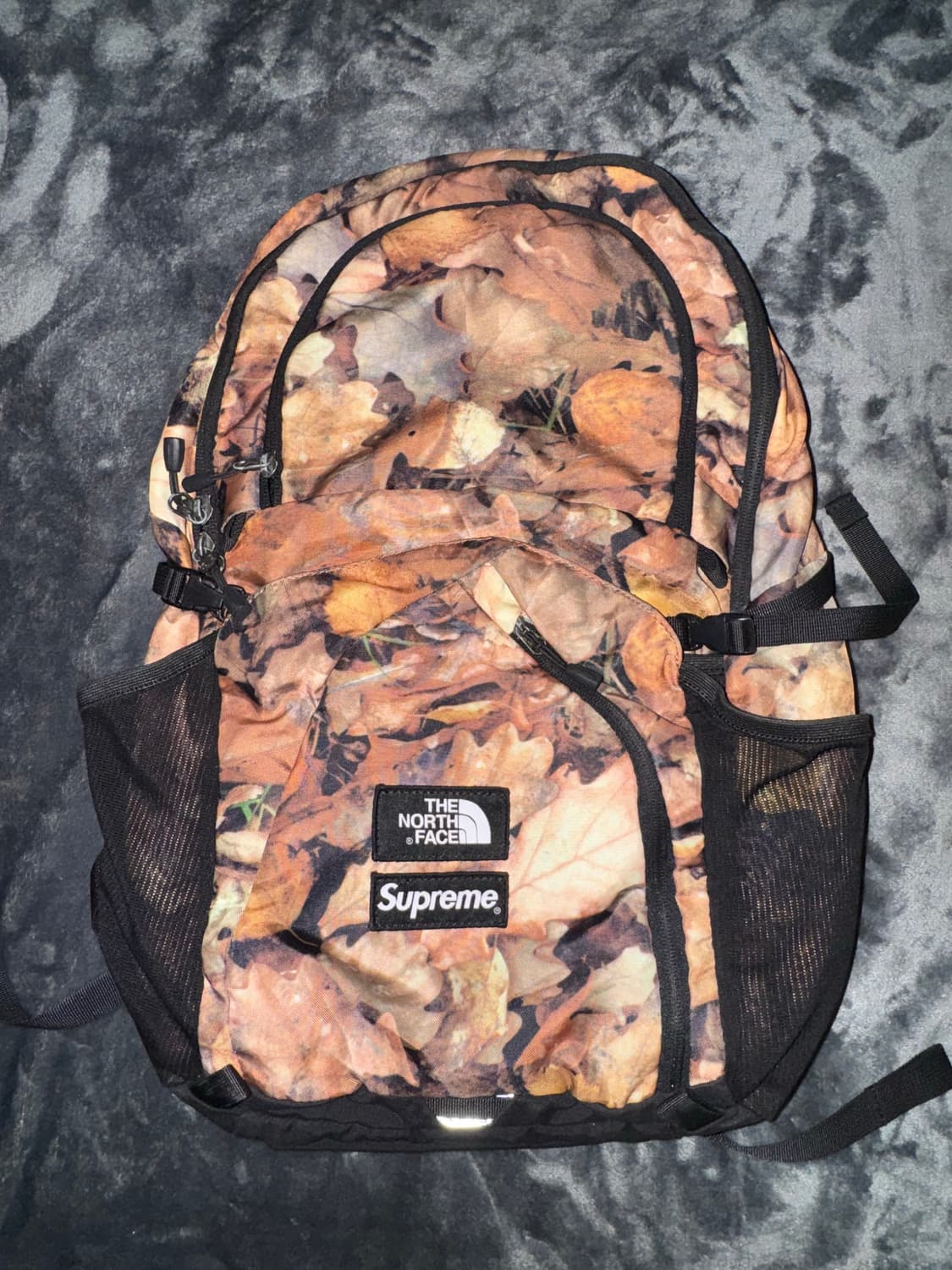 슈프림 x 노스페이스 콜라보 백팩 상품이미지1
