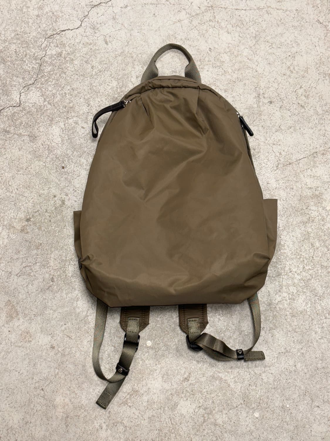 Y‘saccs 나일론 백팩 상품이미지6