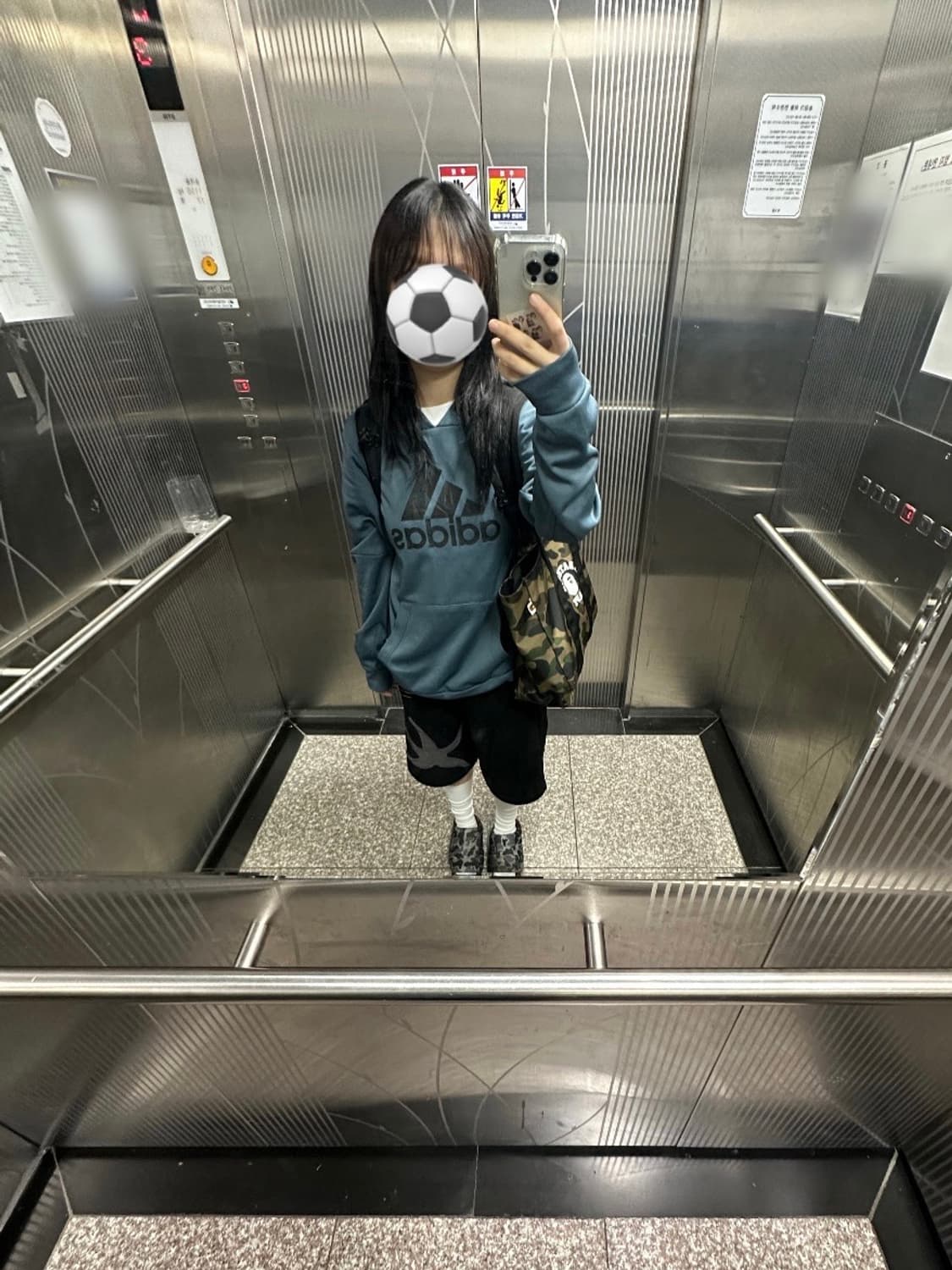 아디다스 빈티지 후드티 상품이미지1