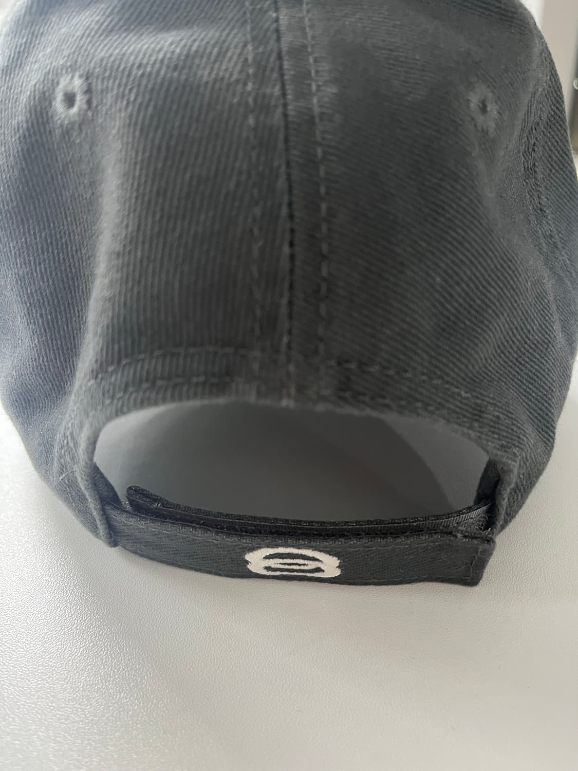 발렌시아가 유니티 볼캡 차콜 상품이미지3