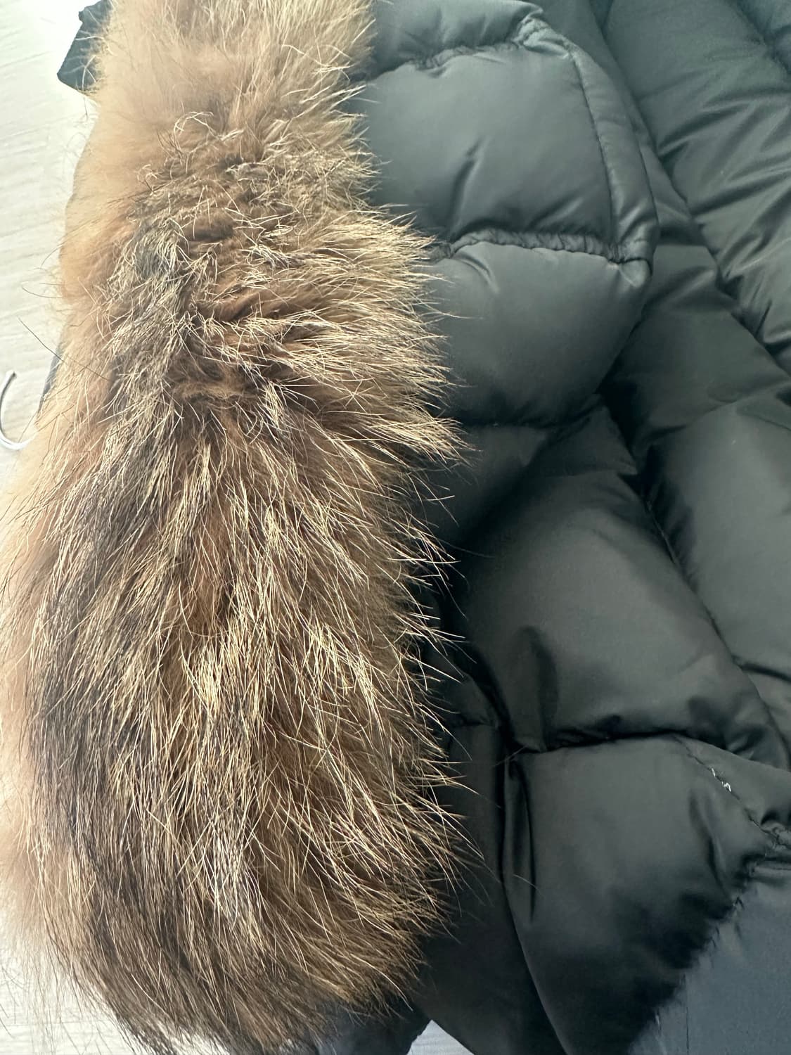 18FW 클루니 블랙 2사이즈 팝니다 상품이미지5