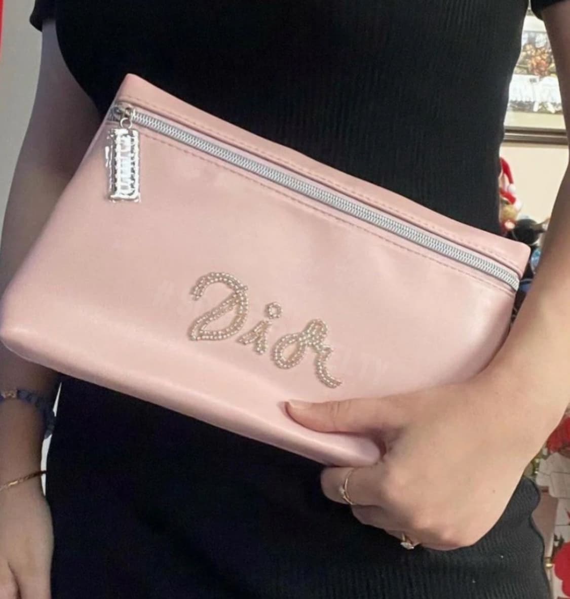 디올뷰티 비즈 모티브 클러치 상품이미지1