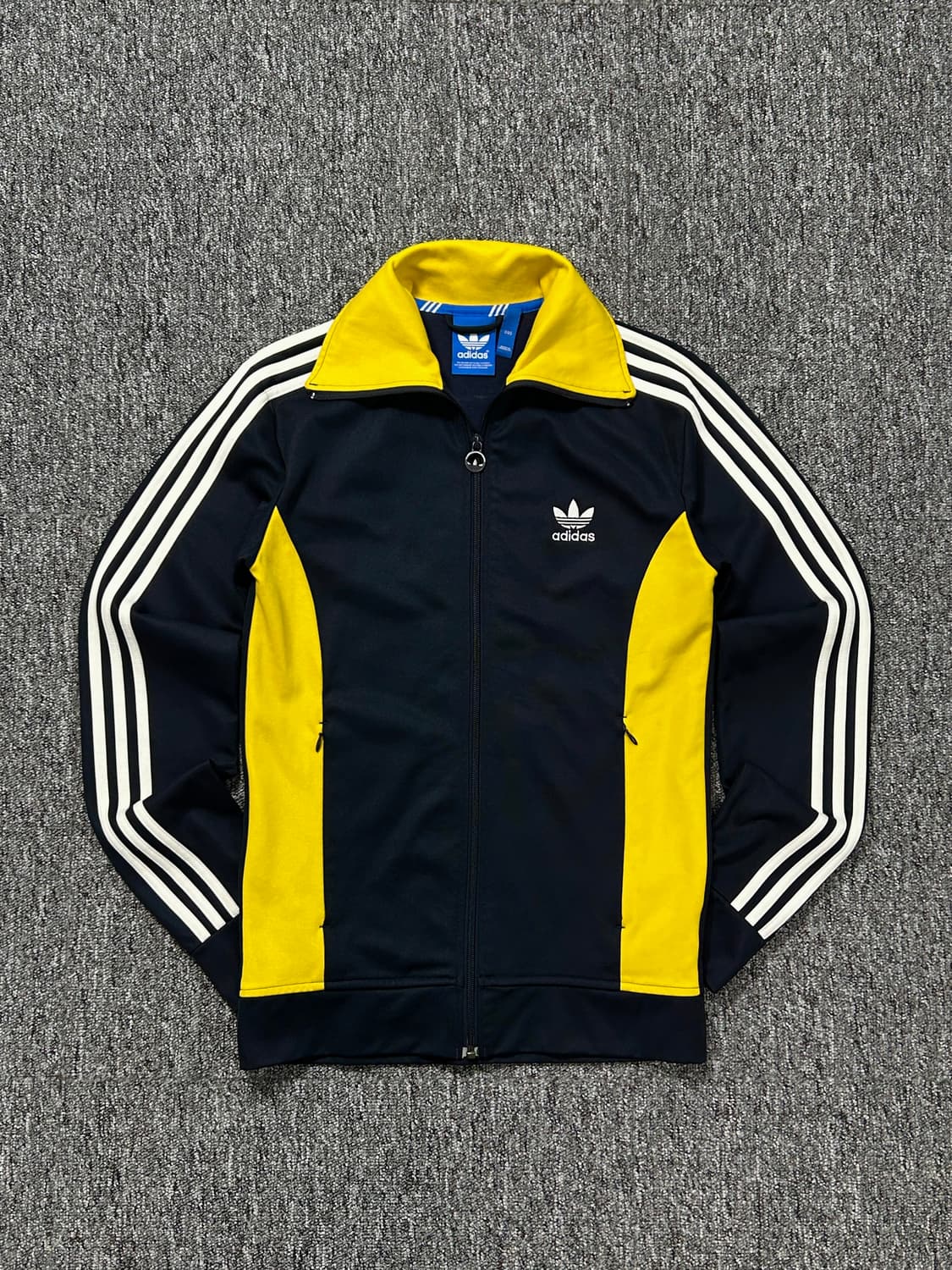 아디다스 유로파 네이비 배색 트랙탑 져지 M  상품이미지1