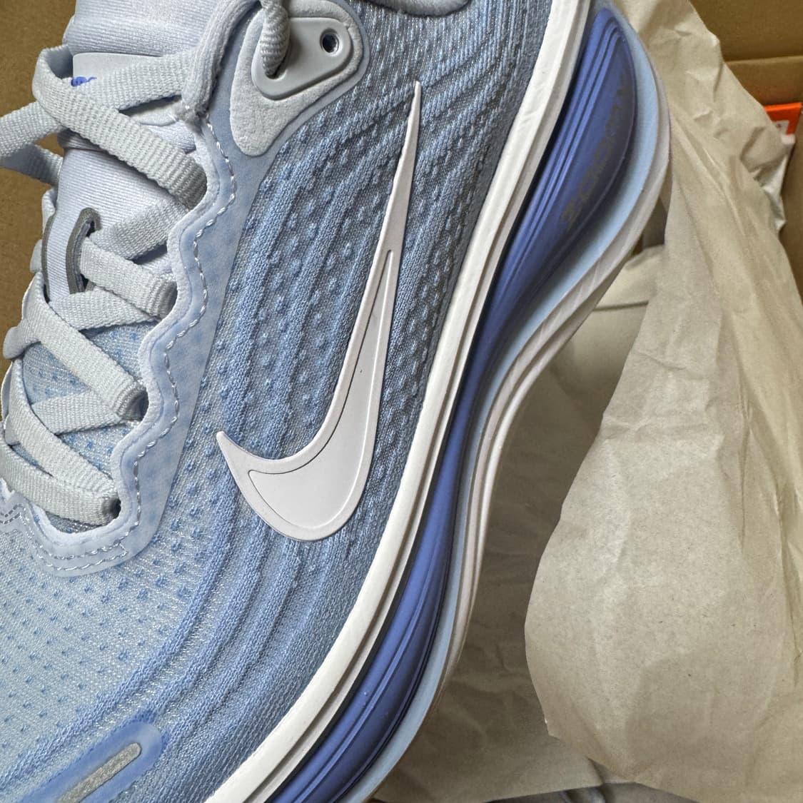 나이키코리아 보메로 플러스 w240 알루미늄 상품이미지4