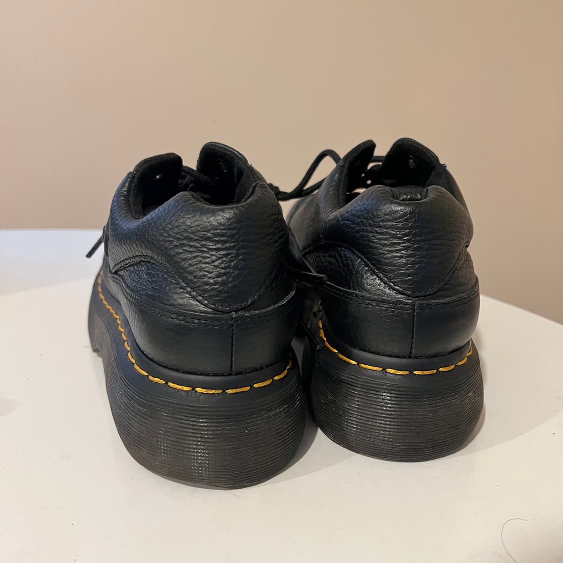 닥터마틴 버즈-5 아이 블랙 밀드 나파 레더 슈즈 상품이미지4