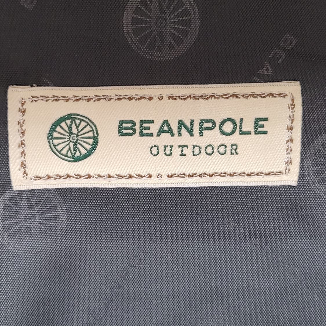 빈폴 아웃도어 여행용 백팩 46x33x13cm 상품이미지9