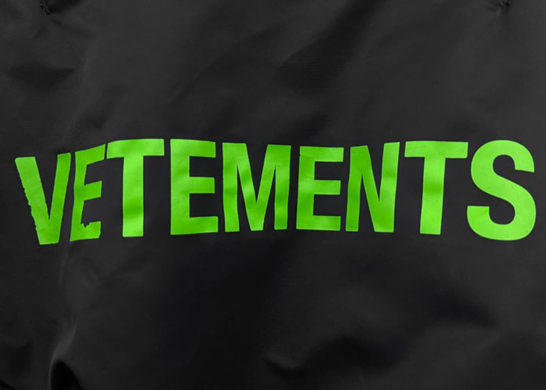 베트멍 알파인더스트리 백로고 이모지 봄버 상품이미지7