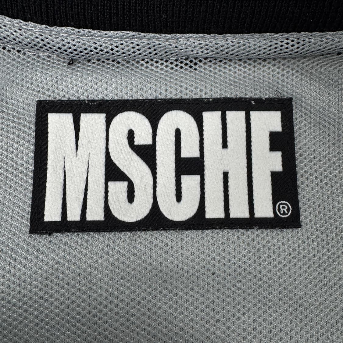 미스치프 벨루어 빅로고 집업 자켓 상품이미지6