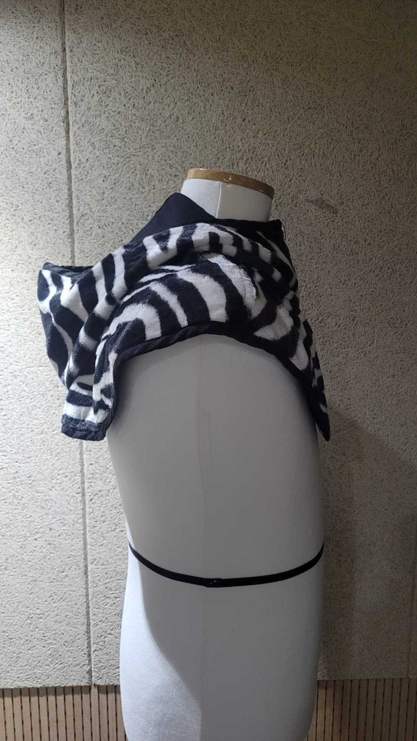 꼼데가르송 옴므플러스 지브라 넥워머 상품이미지2