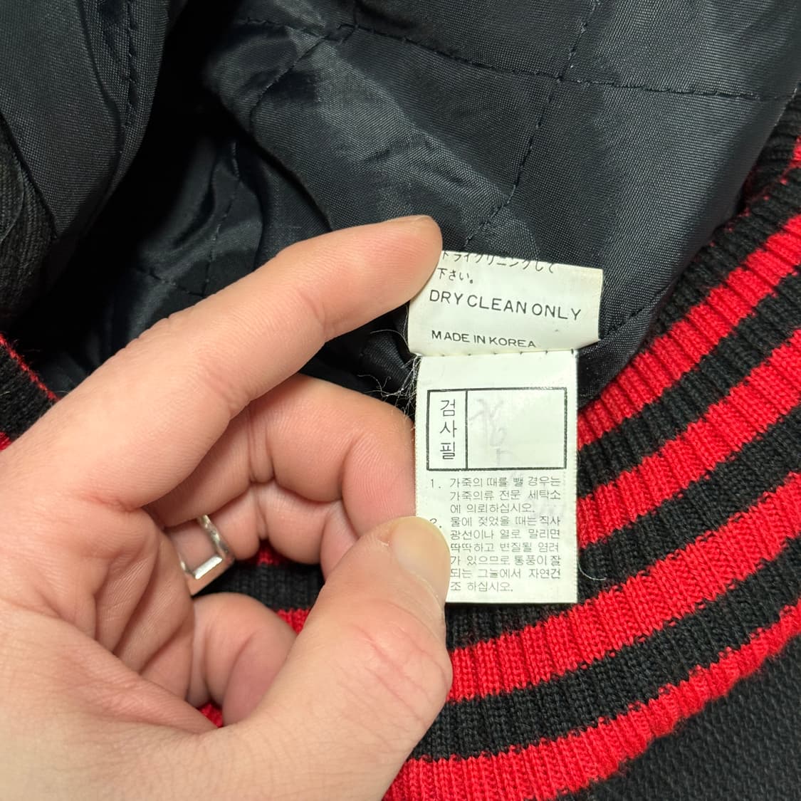 VTG 빈티지 소가죽 엠보싱 배색 올드스쿨 바시티 봄버 자켓 상품이미지7