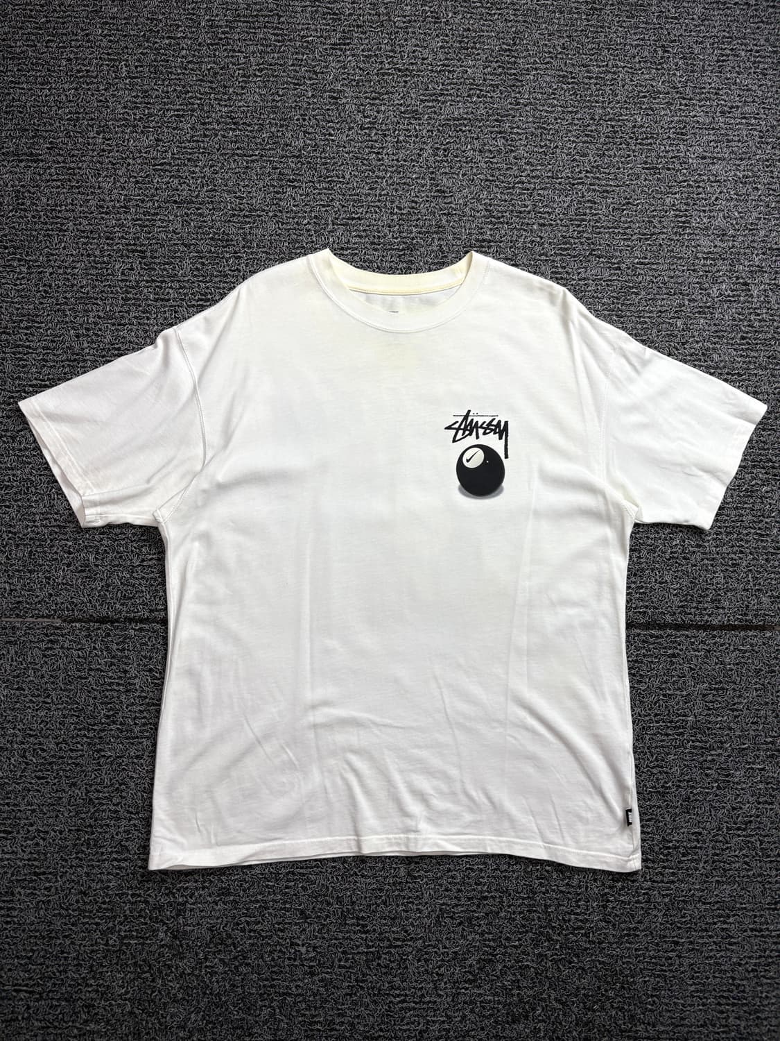 나이키 X 스투시 NRG FL SS 에잇볼 티셔츠 2138 상품이미지2