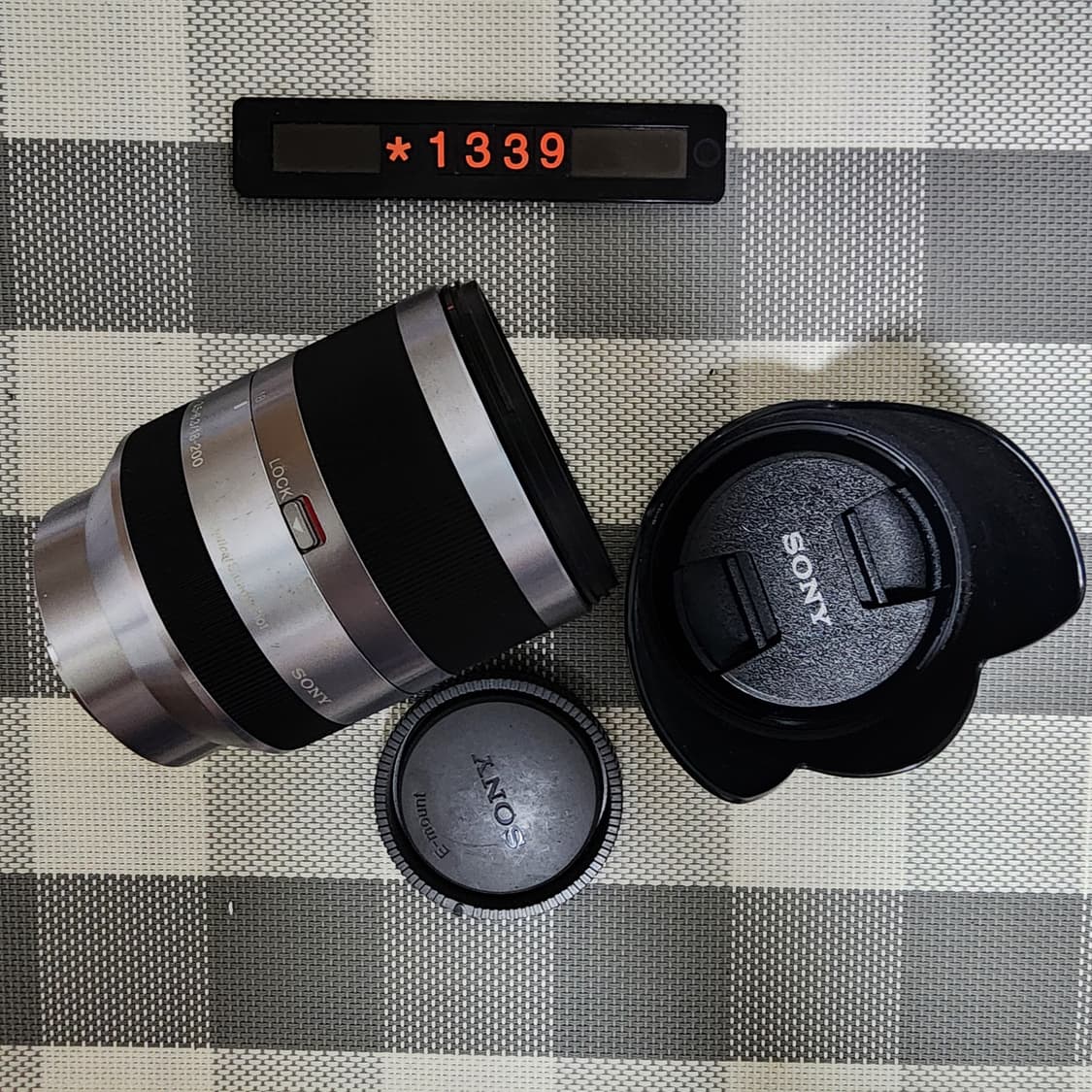 소니 E 마운트 67미리 18-200 줌렌즈 상품이미지3