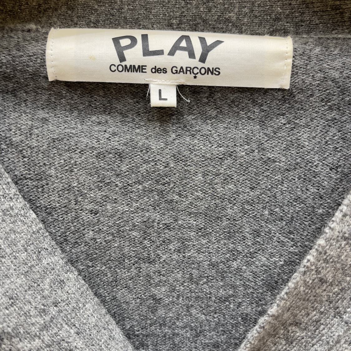 꼼데가르송 레드와펜 차콜 그레이 가디건 상품이미지2