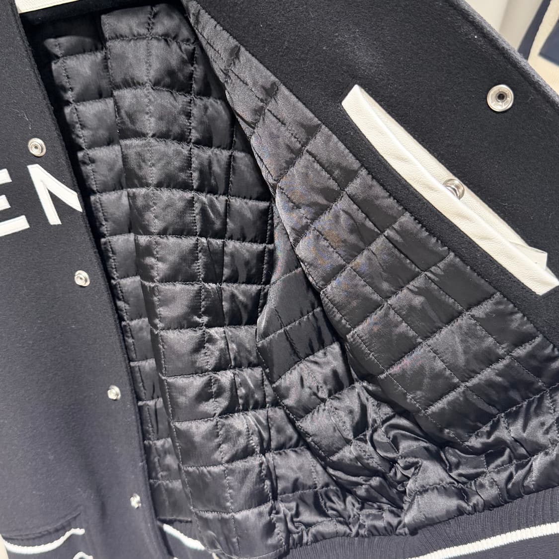 (A+/48) / 지방시 컬리지 바시티 자켓 블랙 화이트 상품이미지7