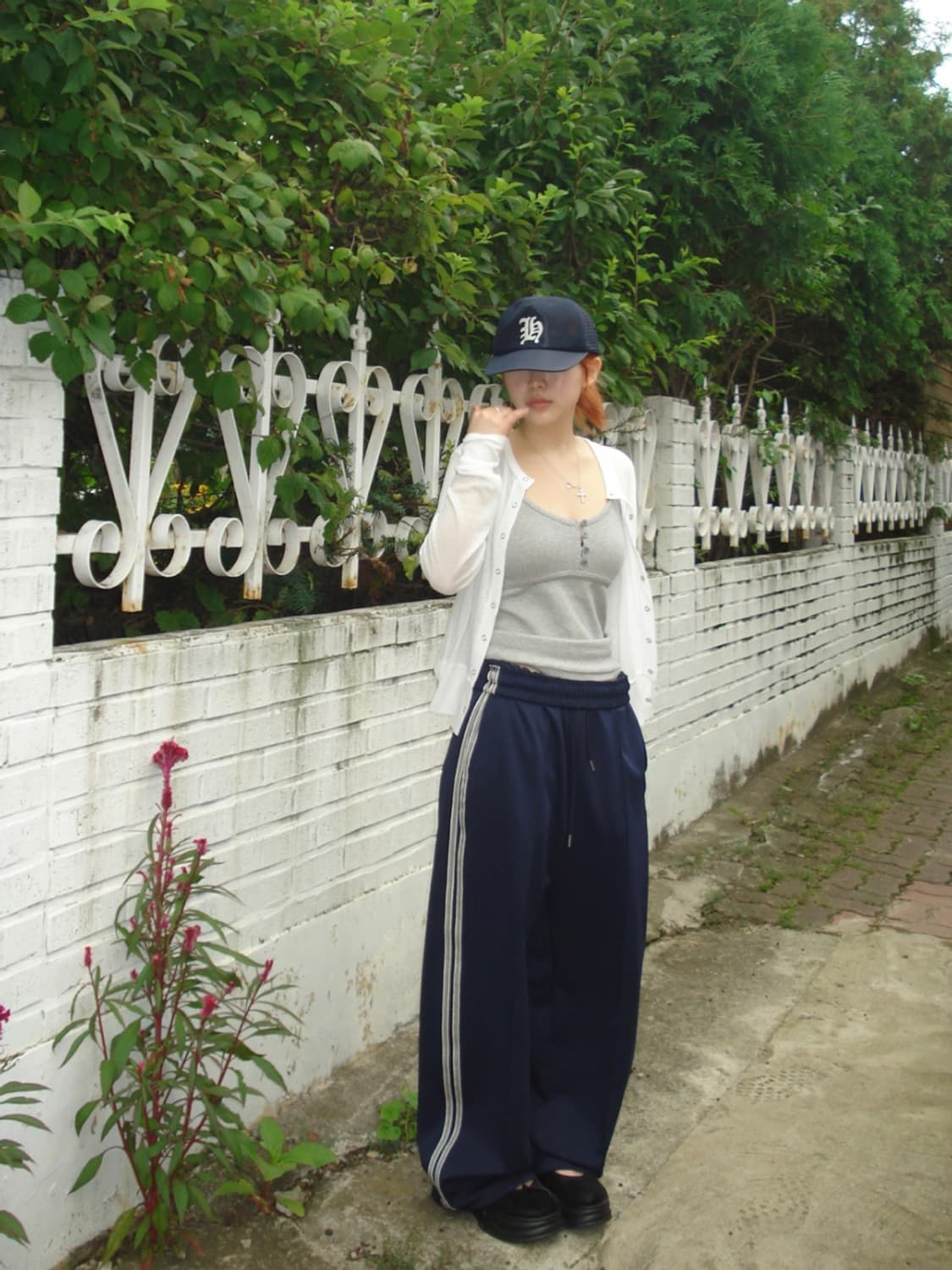 아워캐비넷 creme button sleeveless 상품이미지1